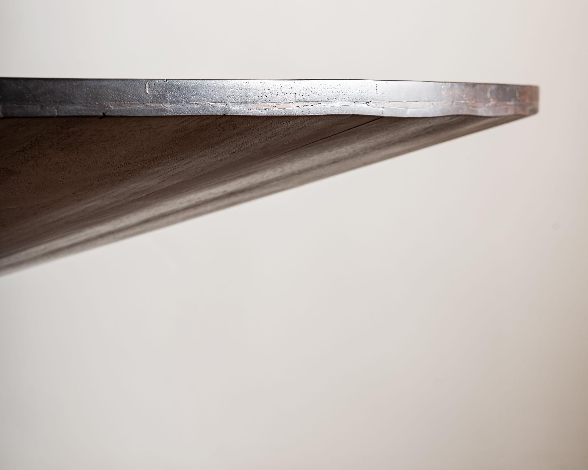 Modern Aeterna Round Walnut Dining Table For Sale