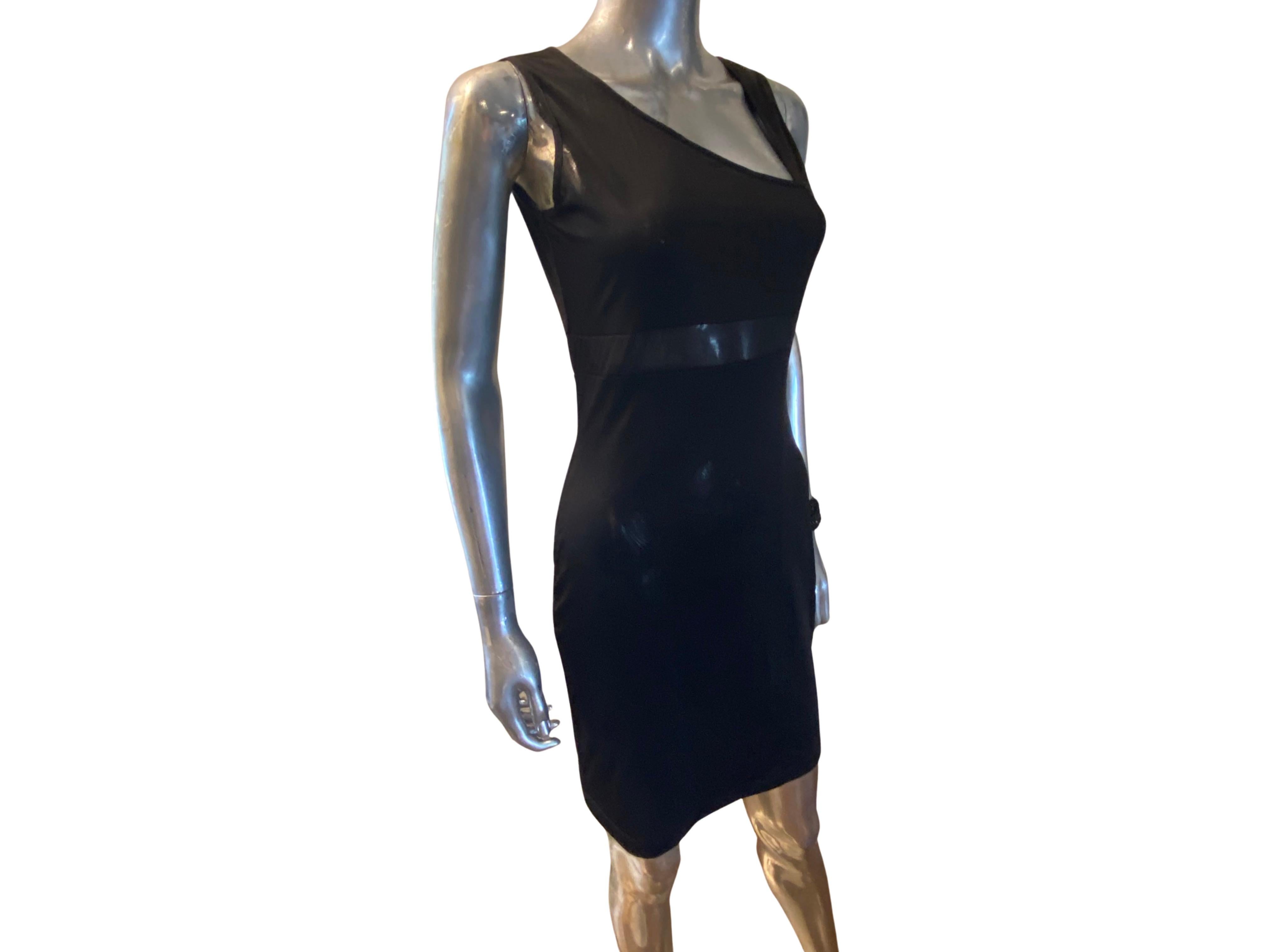 Extē Asymetrical Black Jersey Dress W/ Geometic Inserts Italy NWT Size 8 In Excellent Condition For Sale In Palm Springs, CA