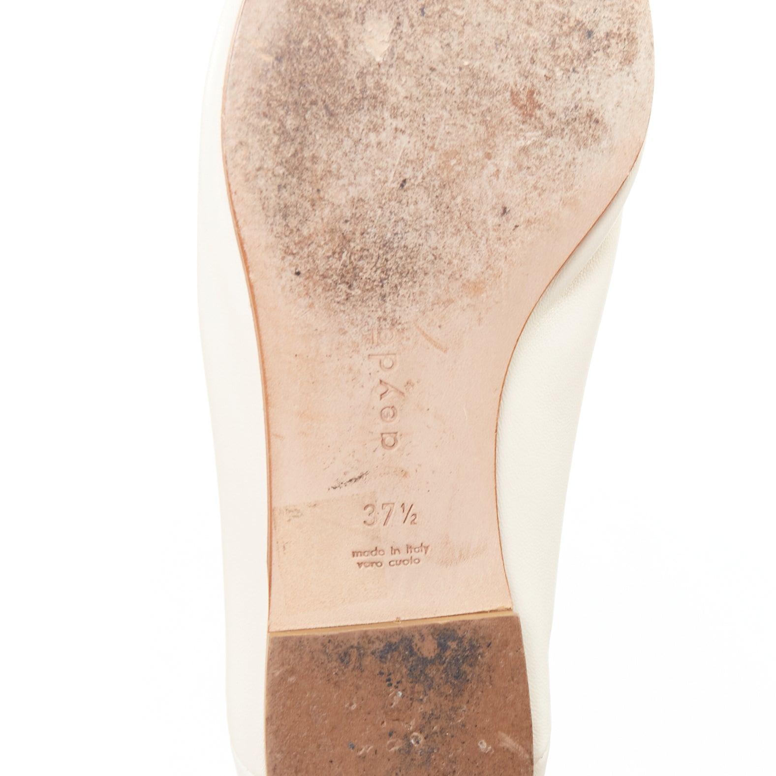 AEYDE Moa in nappa color crema con punta a V e 2 vie EU37.5 in vendita 5