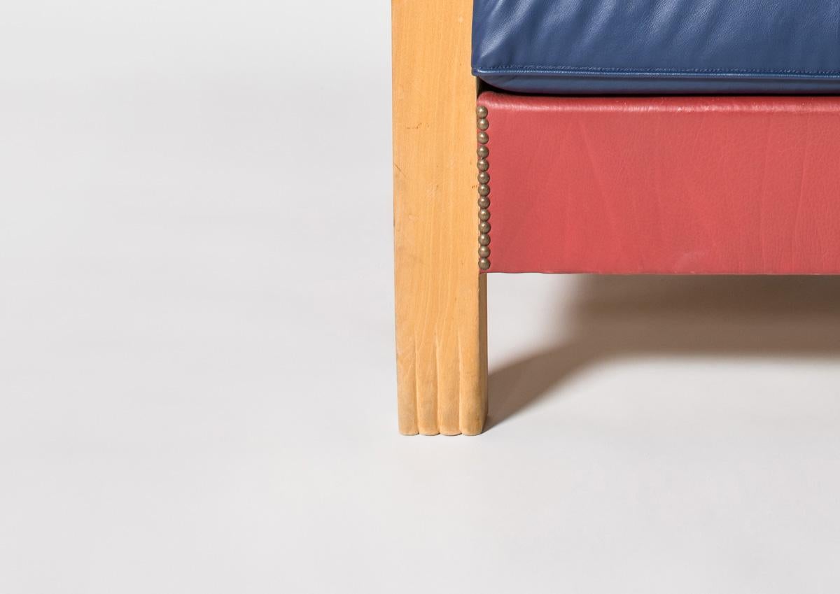 Fauteuil rouge et bleu d'Alessandro Fassianos Neuf - En vente à Pireaus-Athens, Greece