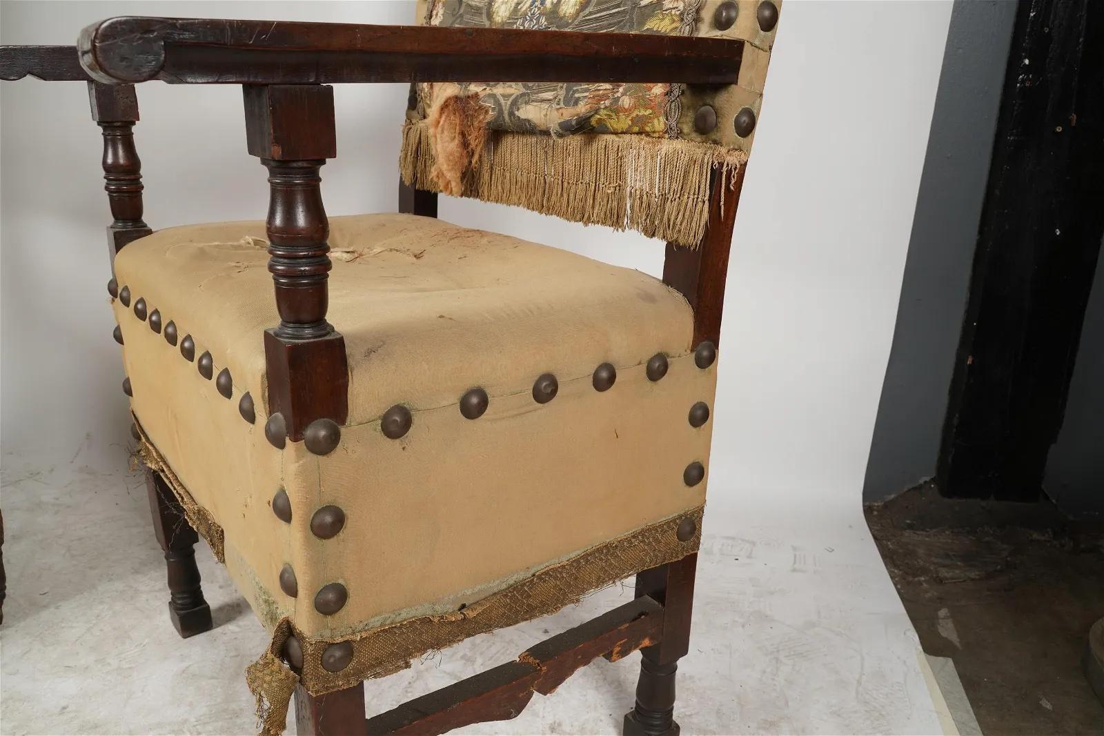Antique Paire de chaises de salle en noyer Spanish Baroque Colonial Revival 18ème siècle  en vente 2