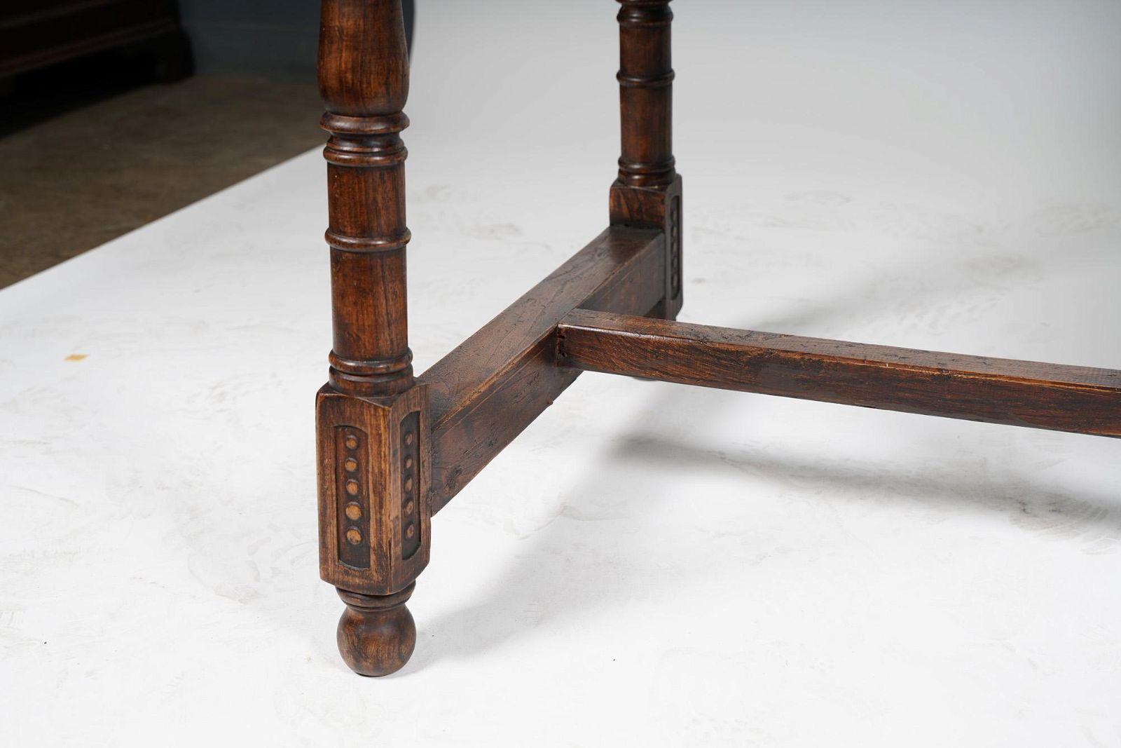 Antique Spanish Baroque Colonial Revival Carved Oak Console Table Circa 1890 For Sale 1