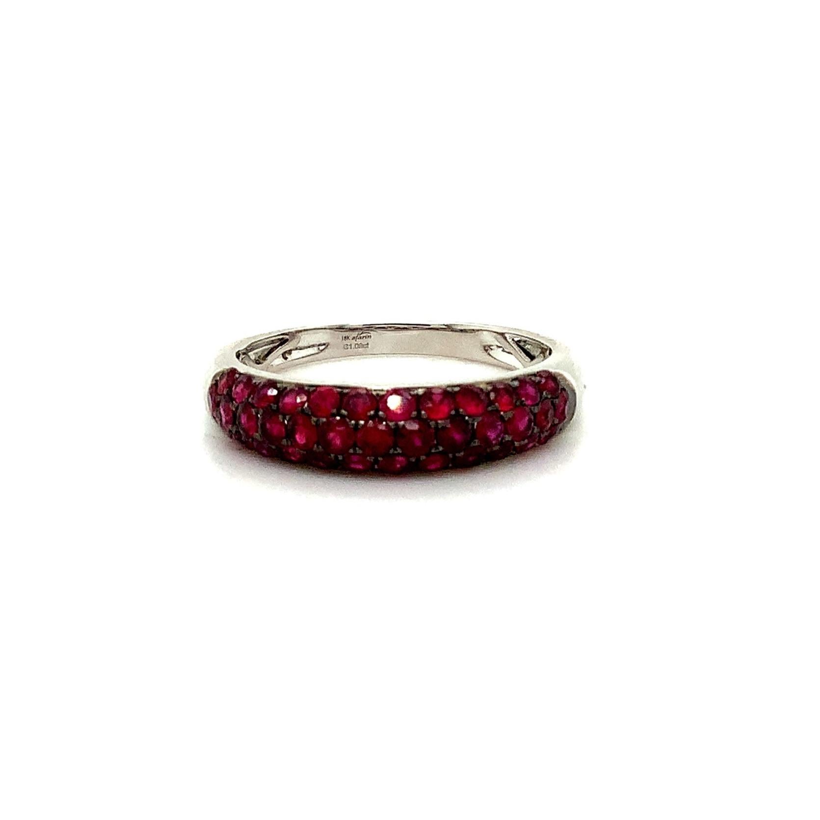 Afarin Collection 3 Row Domed Graduating Pavé Ruby Band Set in 18K Weißgold an (Moderne)