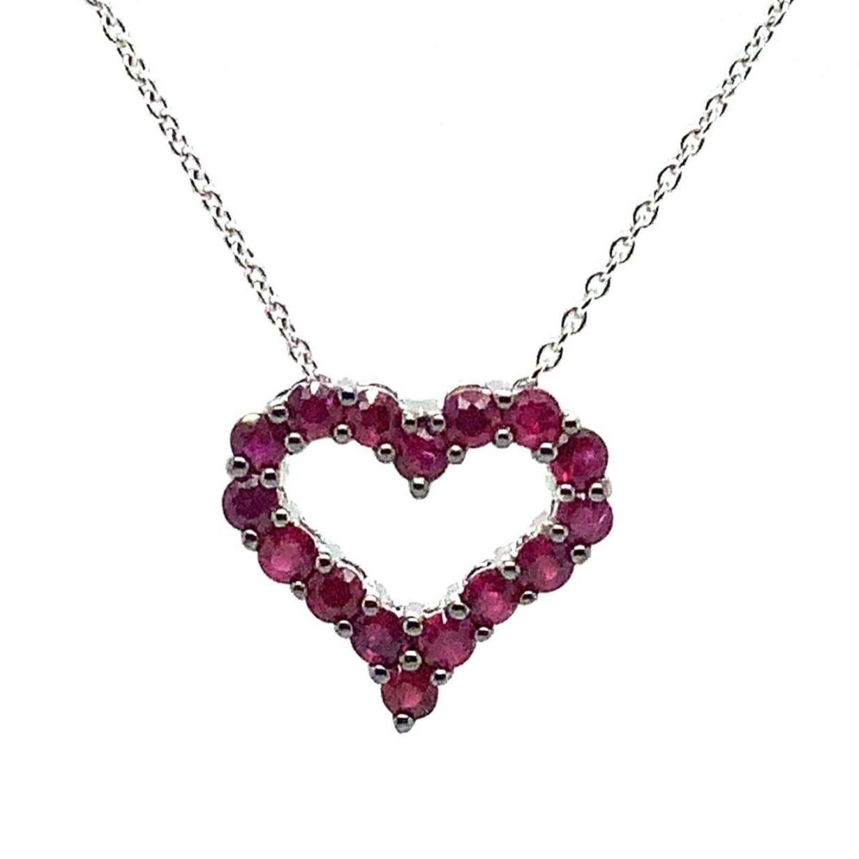 Afarin Collection Classic 1 Row African Ruby Heart Shape Necklace Set in 18k Whi In New Condition For Sale In Los Gatos, CA