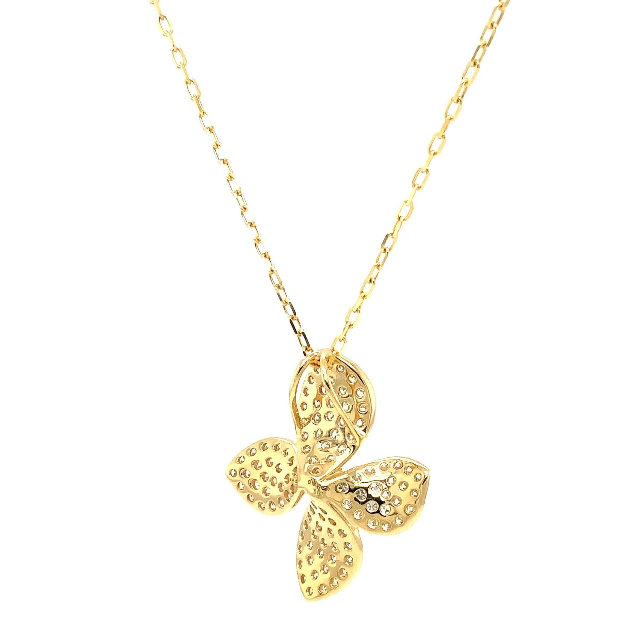 Afarin Collection Pavé Medium Garden Diamond Pendant Set in 18 Karat Yellow Gold In New Condition For Sale In Los Gatos, CA