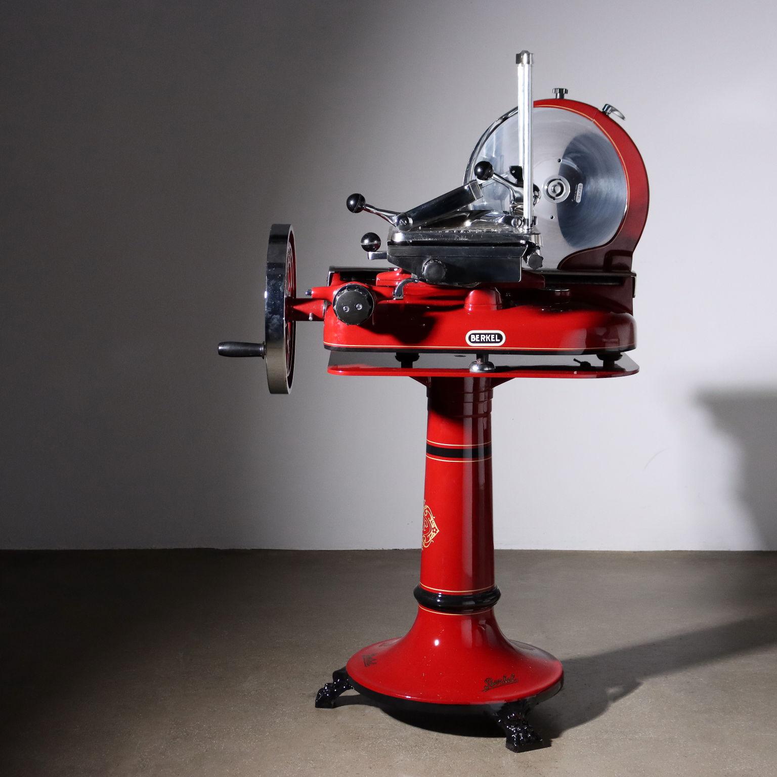 Machine à trancher Berkel Modèle 115 20e siècle en vente 2