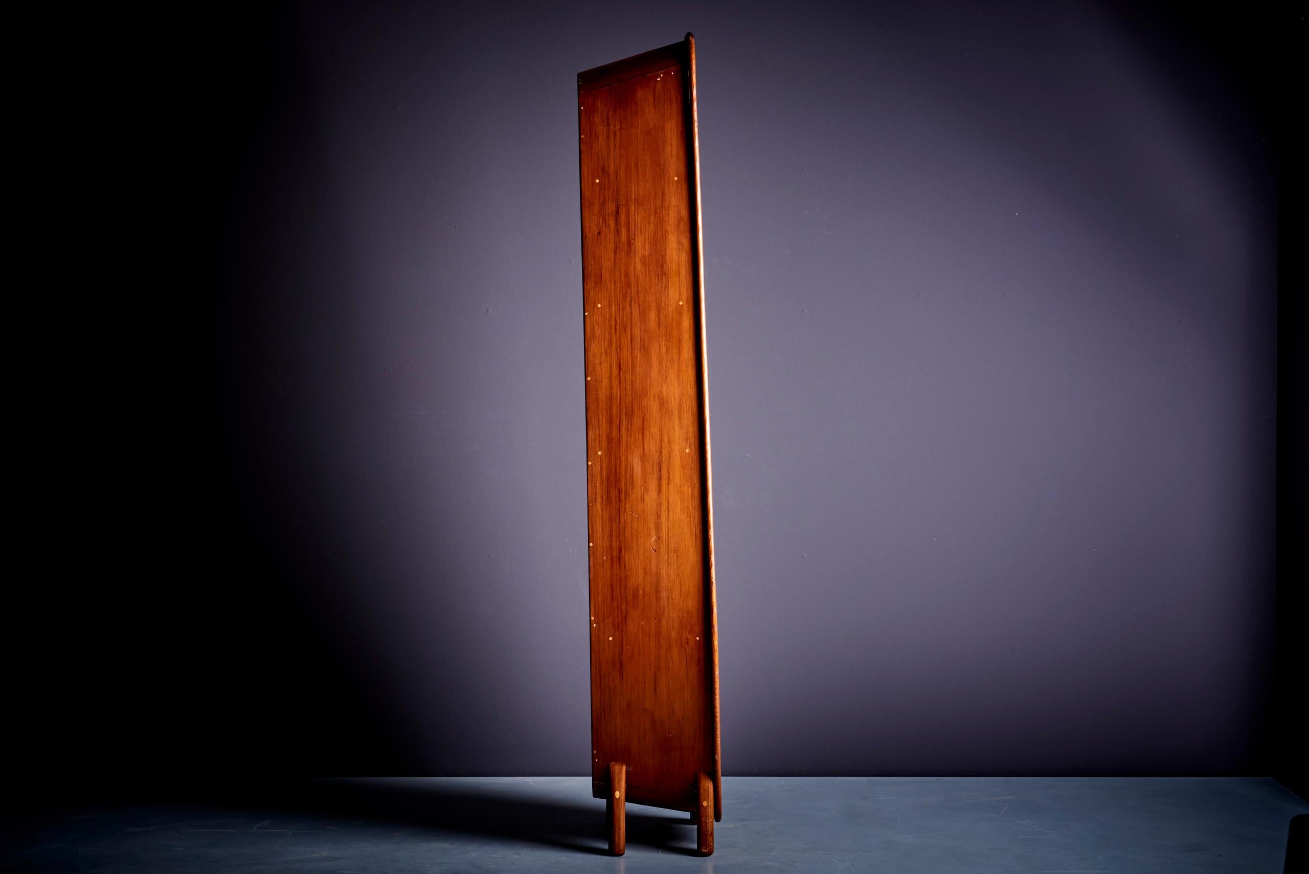 Fin du 20e siècle Étagère de meuble de rangement artisanal en bois rouge massif fait par Craftsman of California Studio en vente