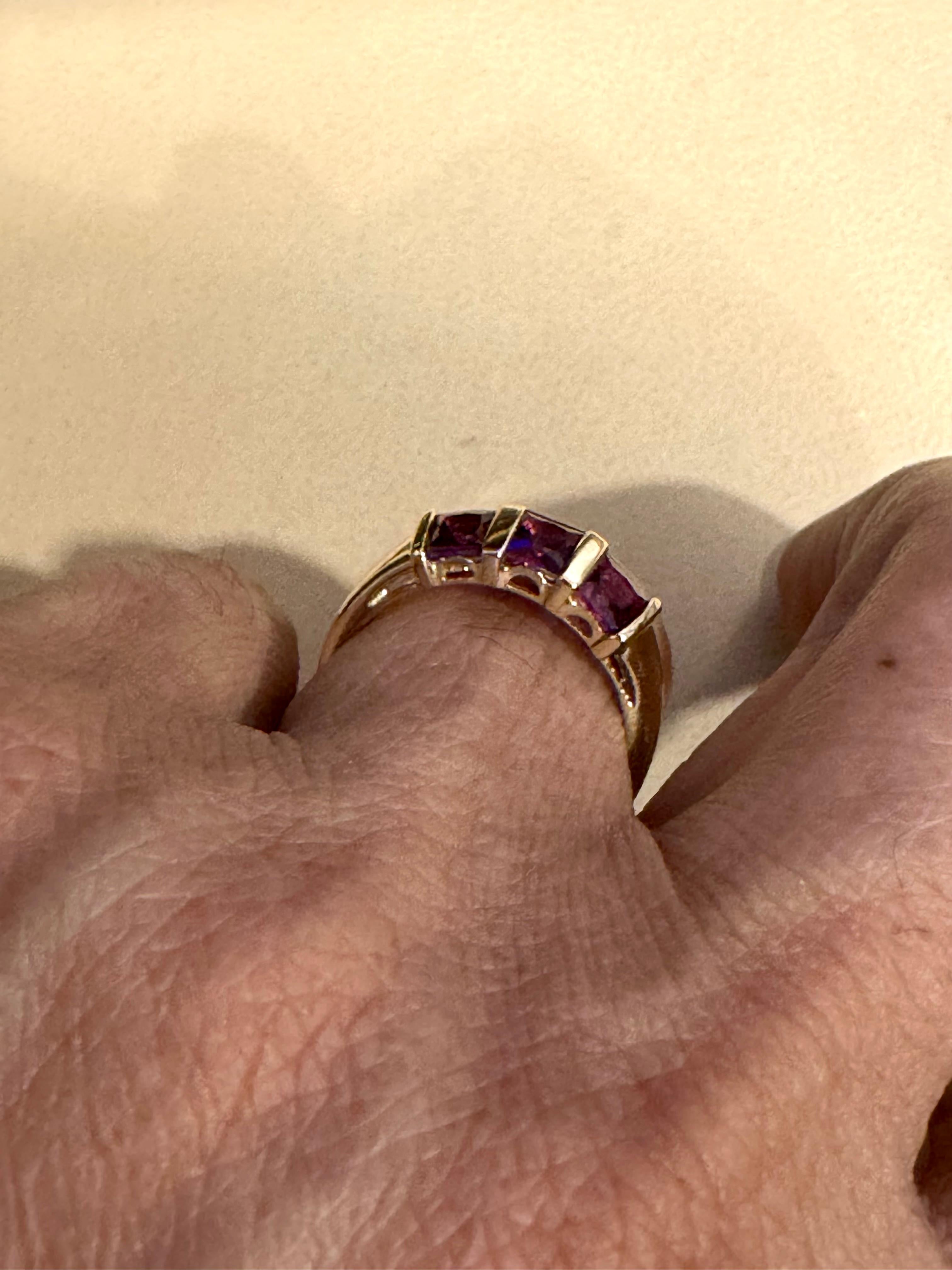 Square Cut Affordable 6 Square Garnet  Ring 14 Karat Yellow Gold Size 6.75 For Sale