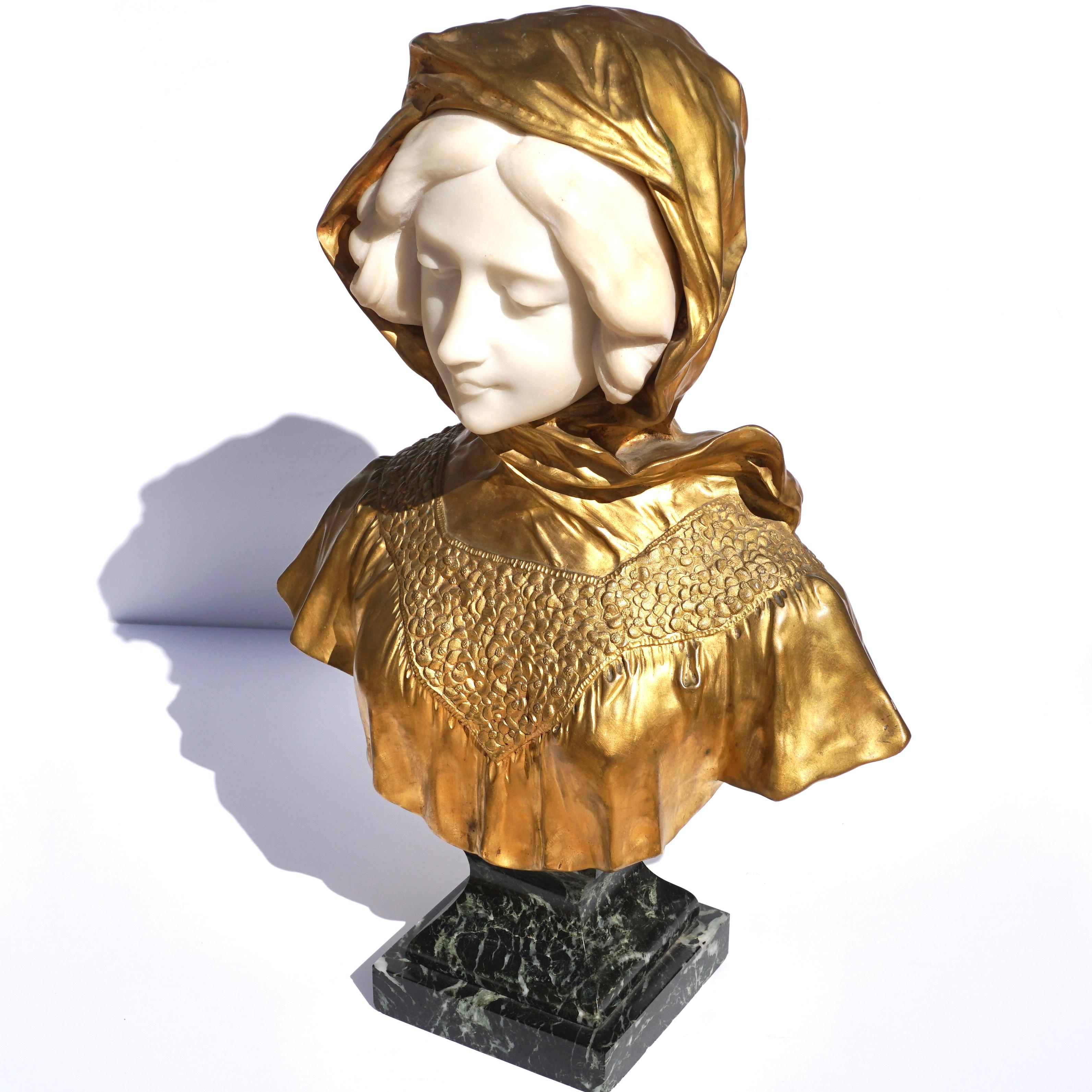 Buste d'une femme en bronze et marbre Affortunato Gory Bon état à Dallas, TX