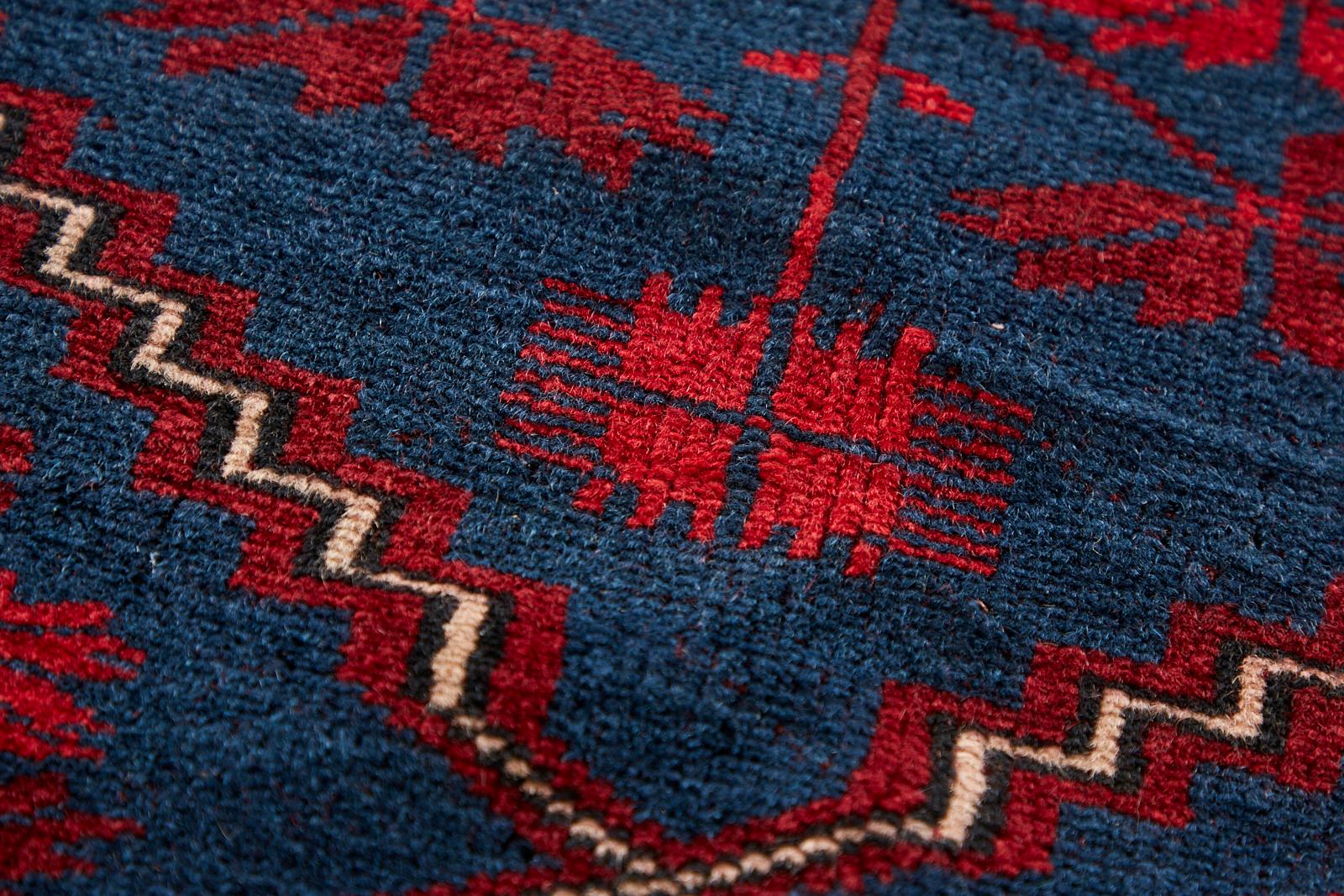 Afghanisch-Belutschisch-Turkmenischer Stil Teppich Teppich im Angebot 10