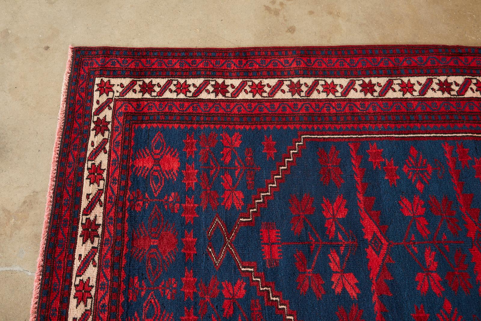 Afghanisch-Belutschisch-Turkmenischer Stil Teppich Teppich (Wolle) im Angebot