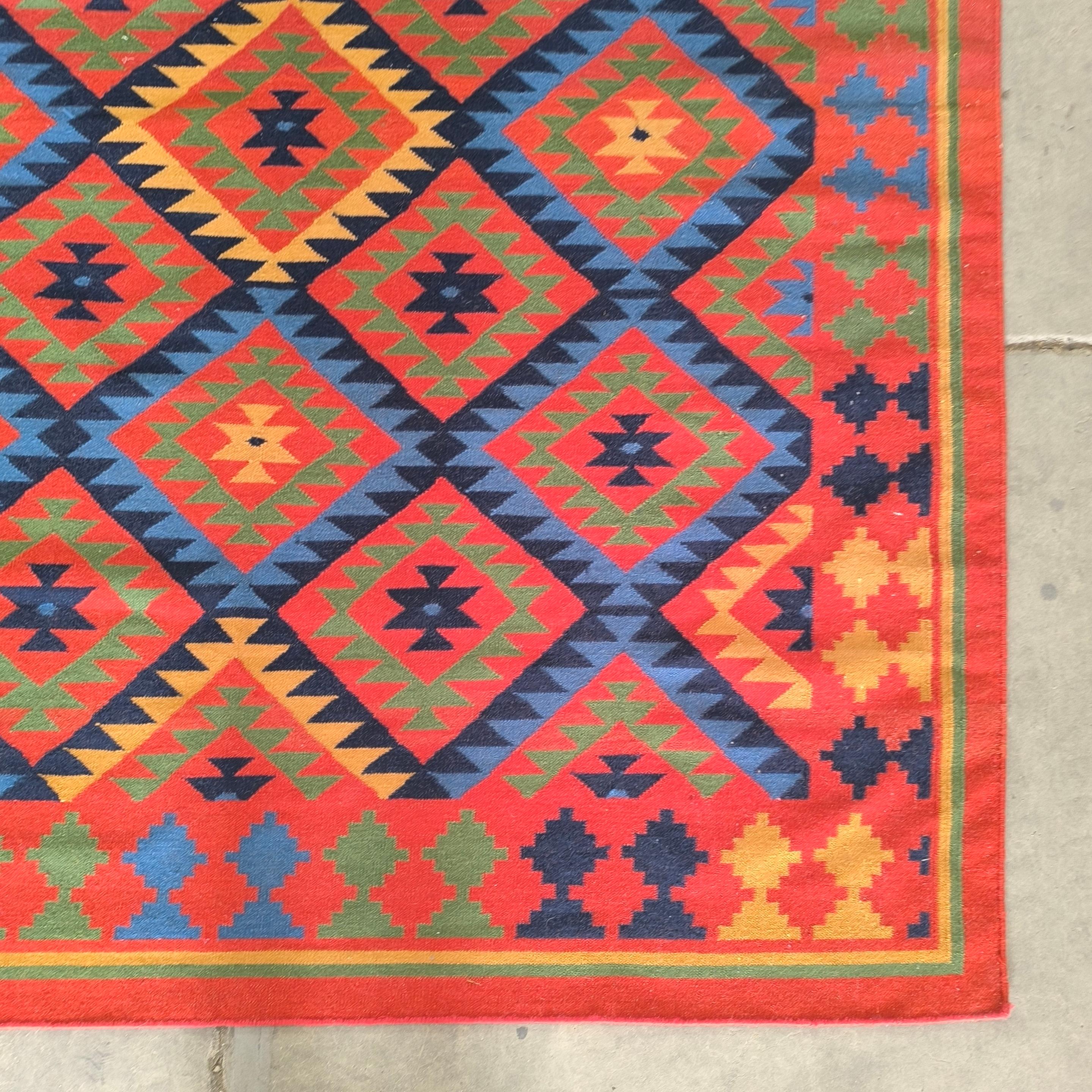 Afghanischer flachgewebter Vintage-Teppich, handgewebter Kilim, buntes geometrisches Stammesdesign im Angebot 4