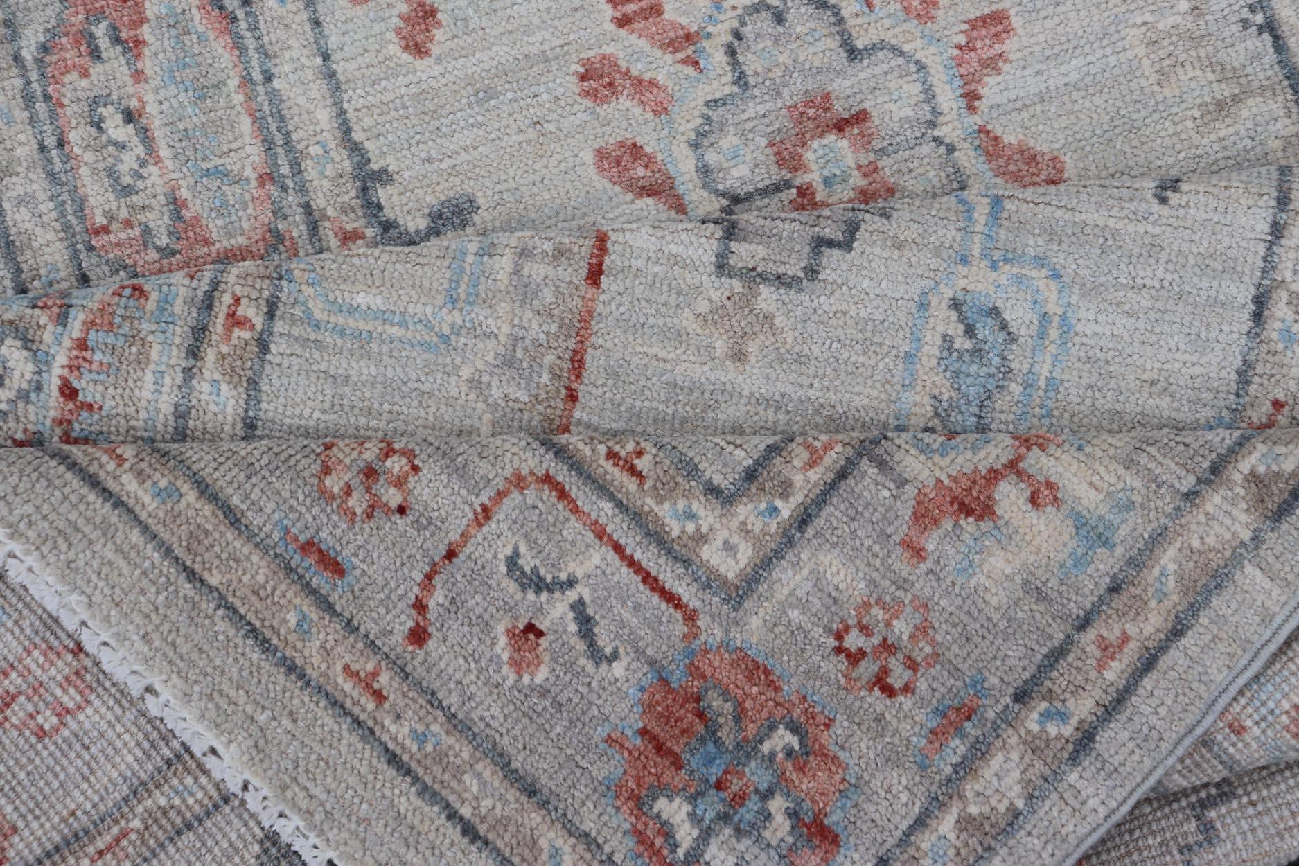 Afghan Hand Knotted Oushak with Coral and Blue Motifs on Light Gray Background For Sale 3