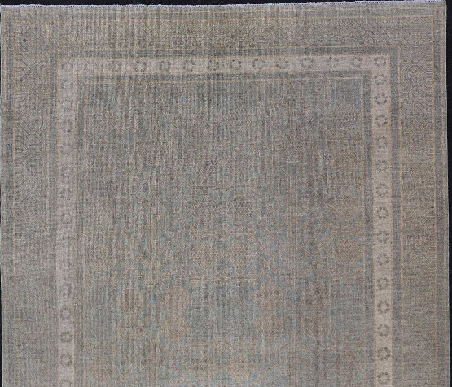 Khotan géométrique all-over avec grenade. Keivan Woven Arts / tapis MP-1310-613, pays d'origine / type : Afghanistan / Khotan. 

Ce Khotan présente un motif géométrique de grenade sur toute sa surface, flanqué d'un motif répétitif dans la bordure.