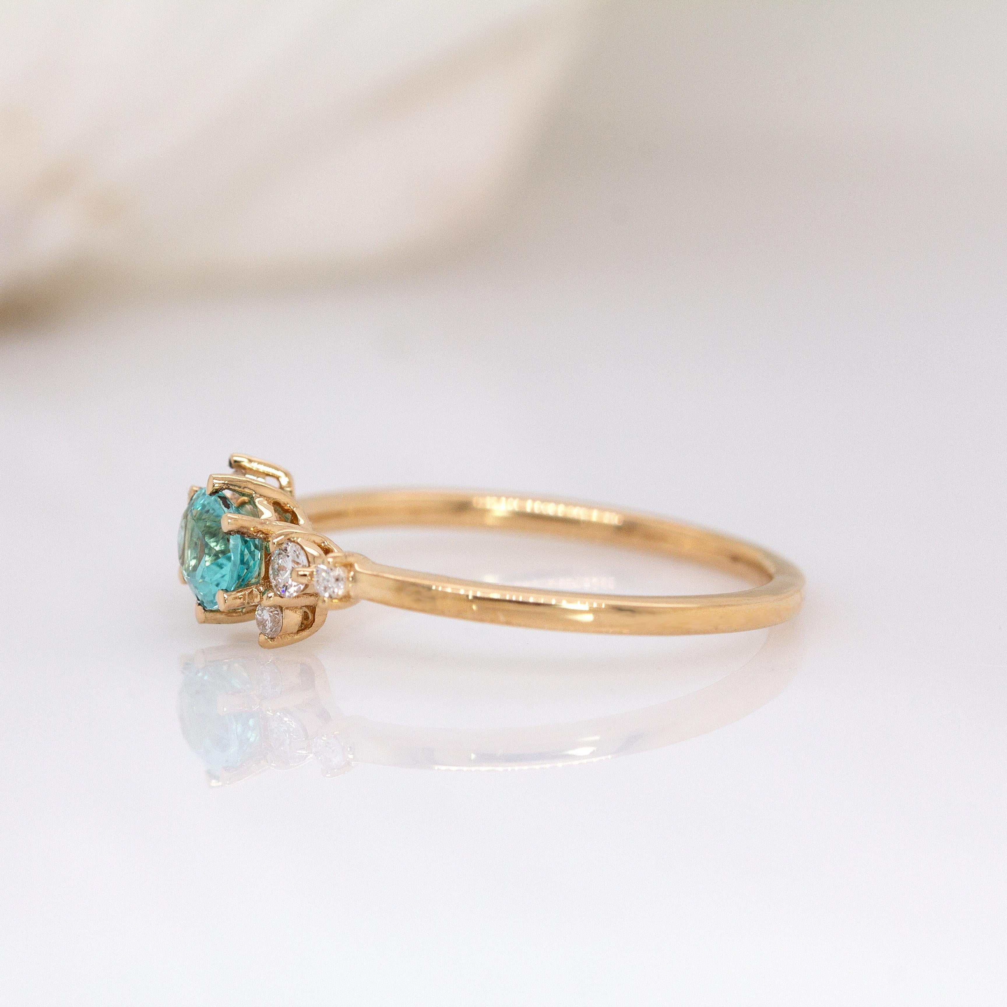 Afghanischer Paraiba-Farbturmalin-Ring aus massivem 14-karätigem Gold: Natürliche Diamant-Akzente im Angebot 2