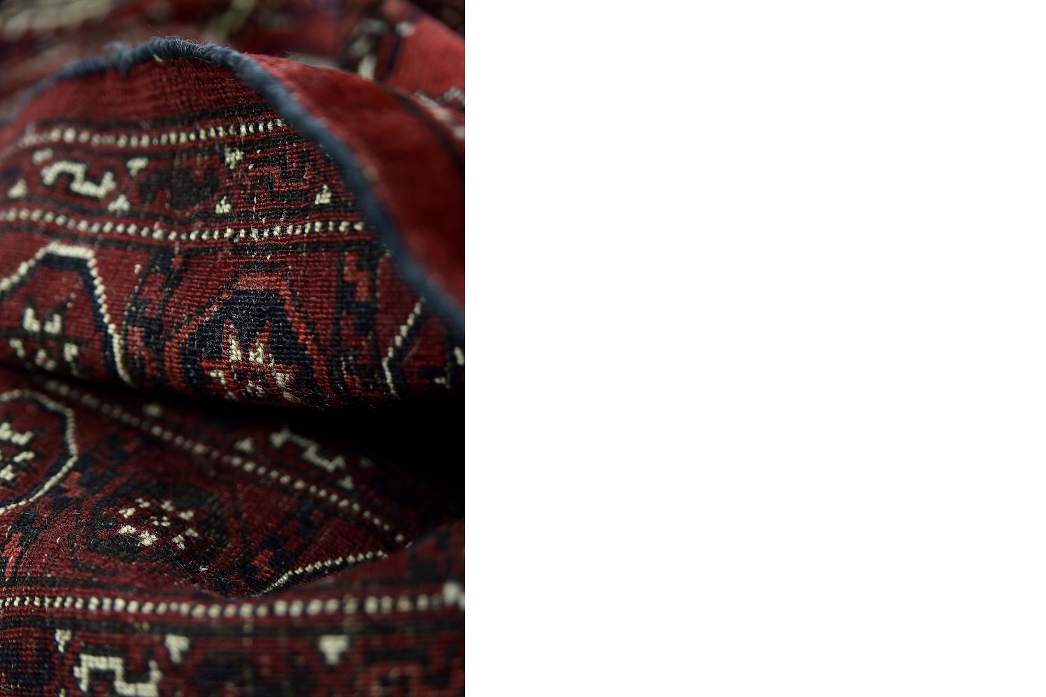 Afghanenteppich aus handgewebter Wolle, 1970er Jahre im Angebot 1