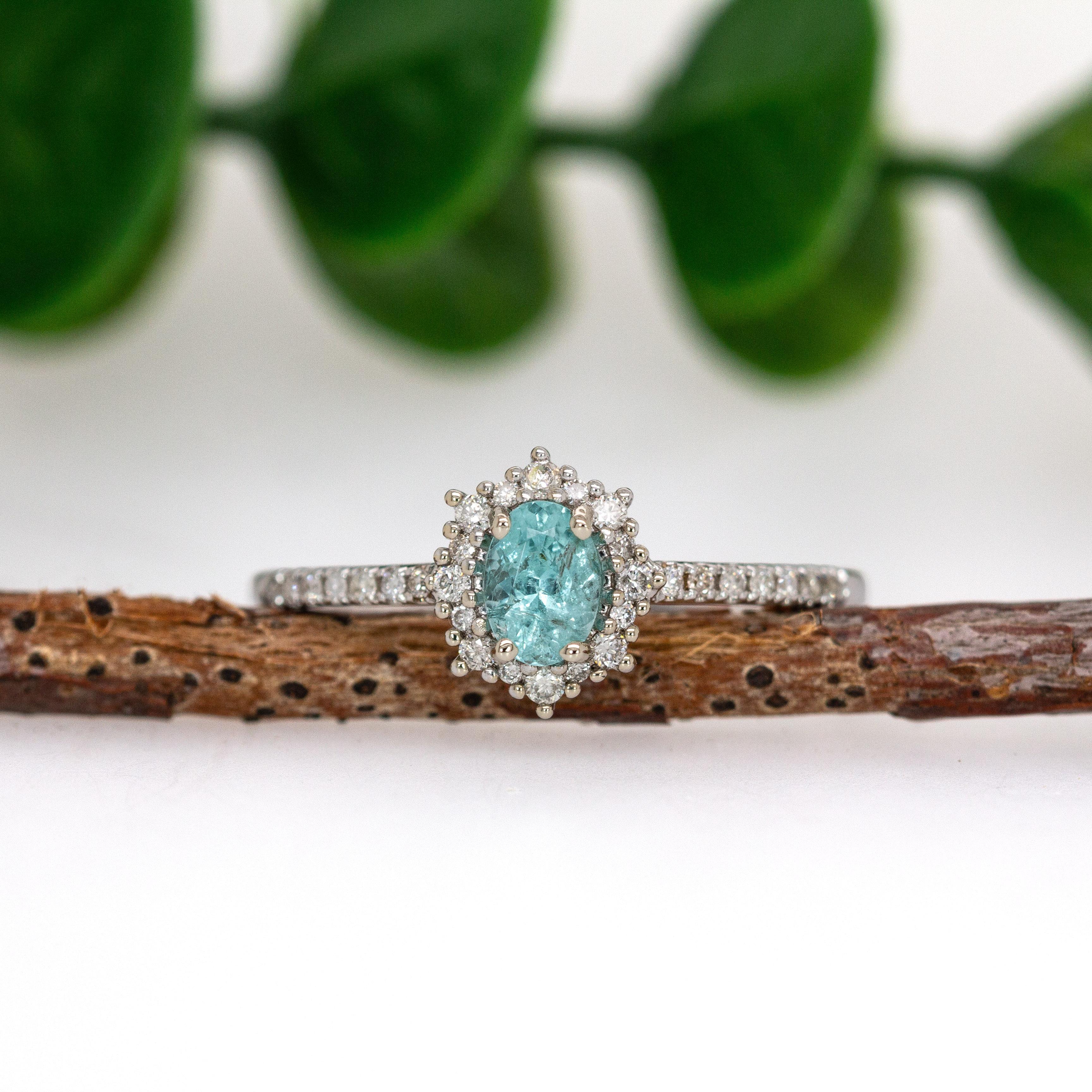 Anillo de turmalina afgana con diamantes naturales Oro blanco macizo de 14 quilates  Oval 5x4mm Art Decó en venta
