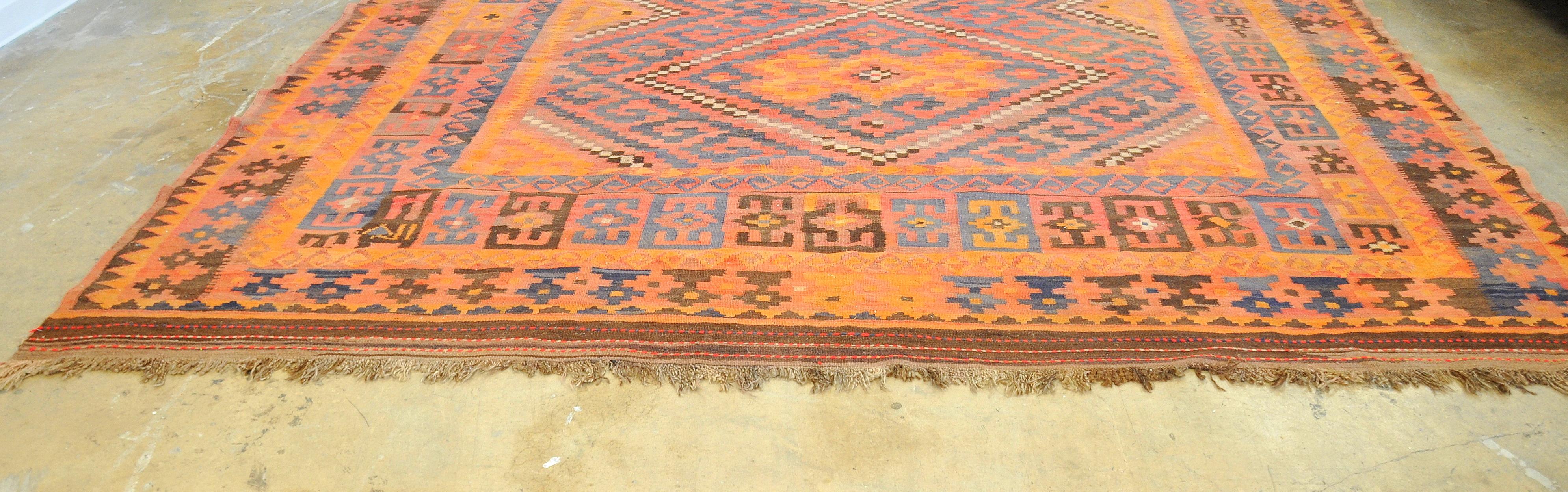 Vintage Afghan Tribal Kilim Rug In Good Condition For Sale In Miami, FL
