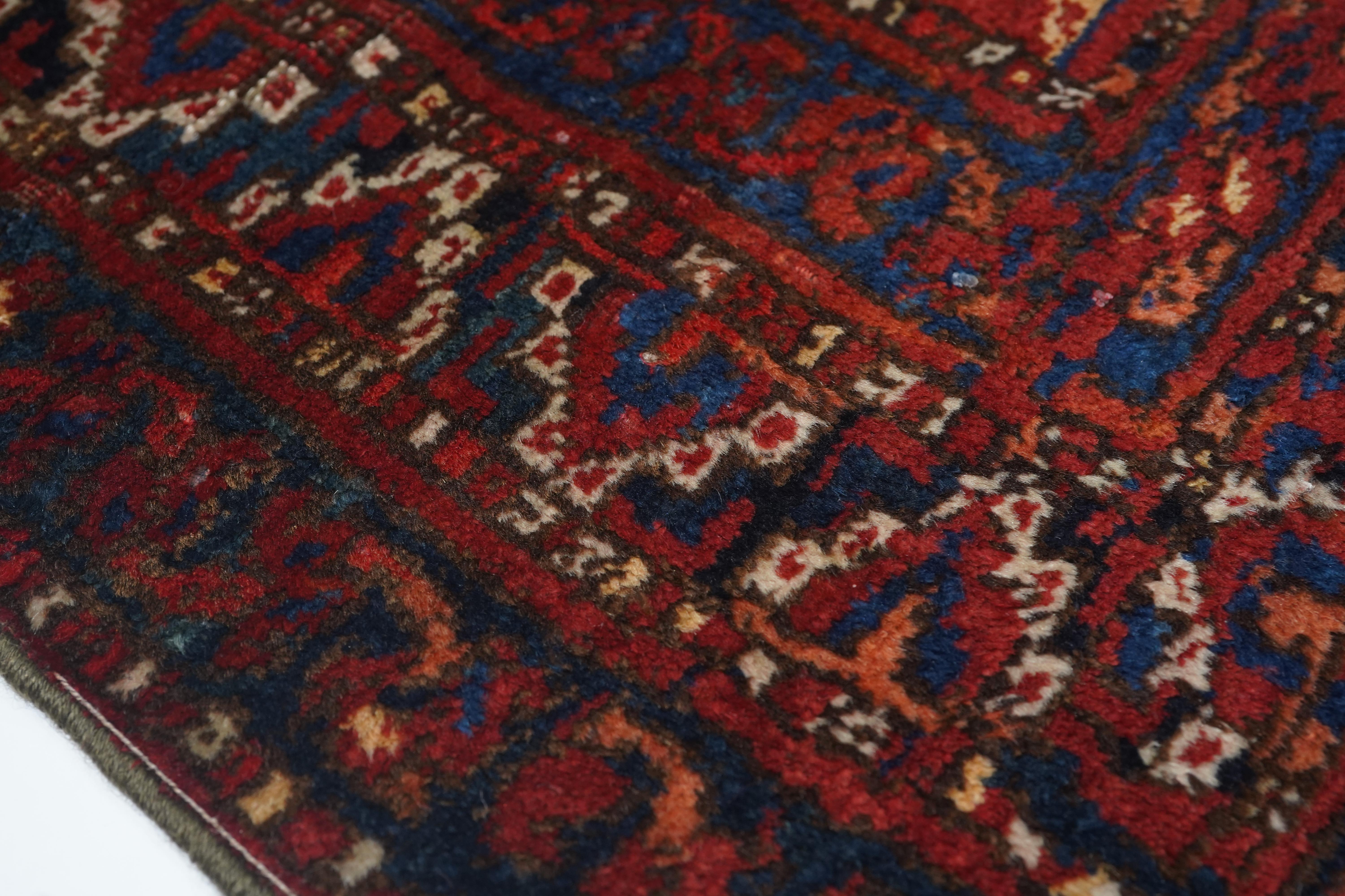 Afghanischer Vintage-Teppich 4'7'' x 6'9'' (Mitte des 20. Jahrhunderts) im Angebot