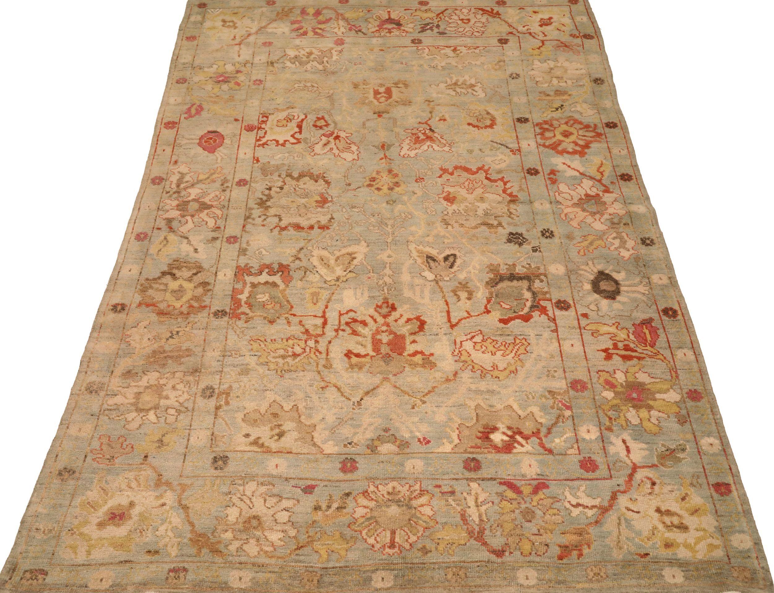 A Silk Road Journey: A Turkish Runner in the Persian Abadeh Style
This magnificent runner rug is a captivating work of art, representing a beautiful dialogue between the great weaving traditions of Turkey and Persia. It features a classic and