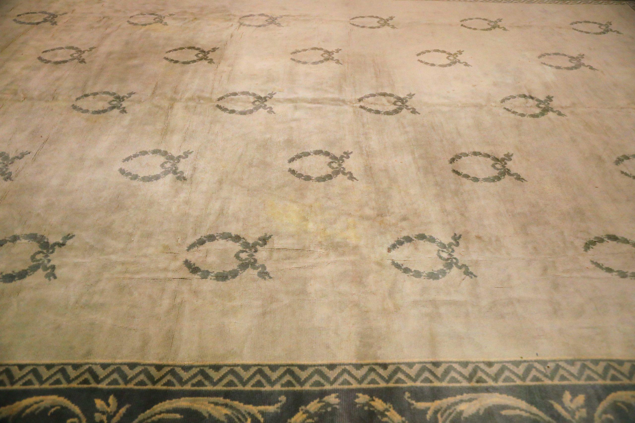 20th Century Afghanistan Abadeh Over Size Rug - Wool Brown Ivory Design - 93665 For Sale
