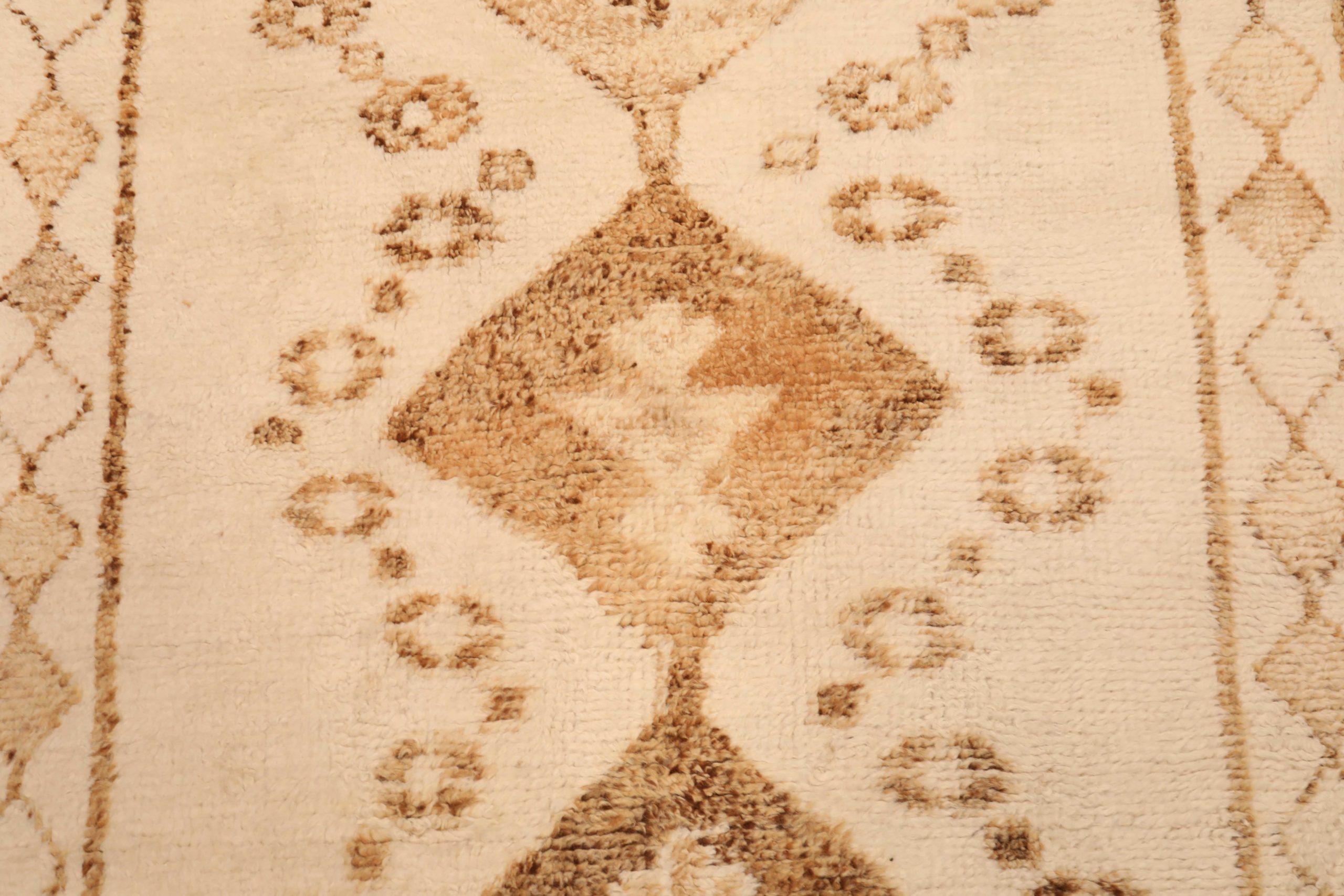 20th Century Afghanistan Anatoly Runner Rug - Wool Brown Ivory Design - 93376 For Sale