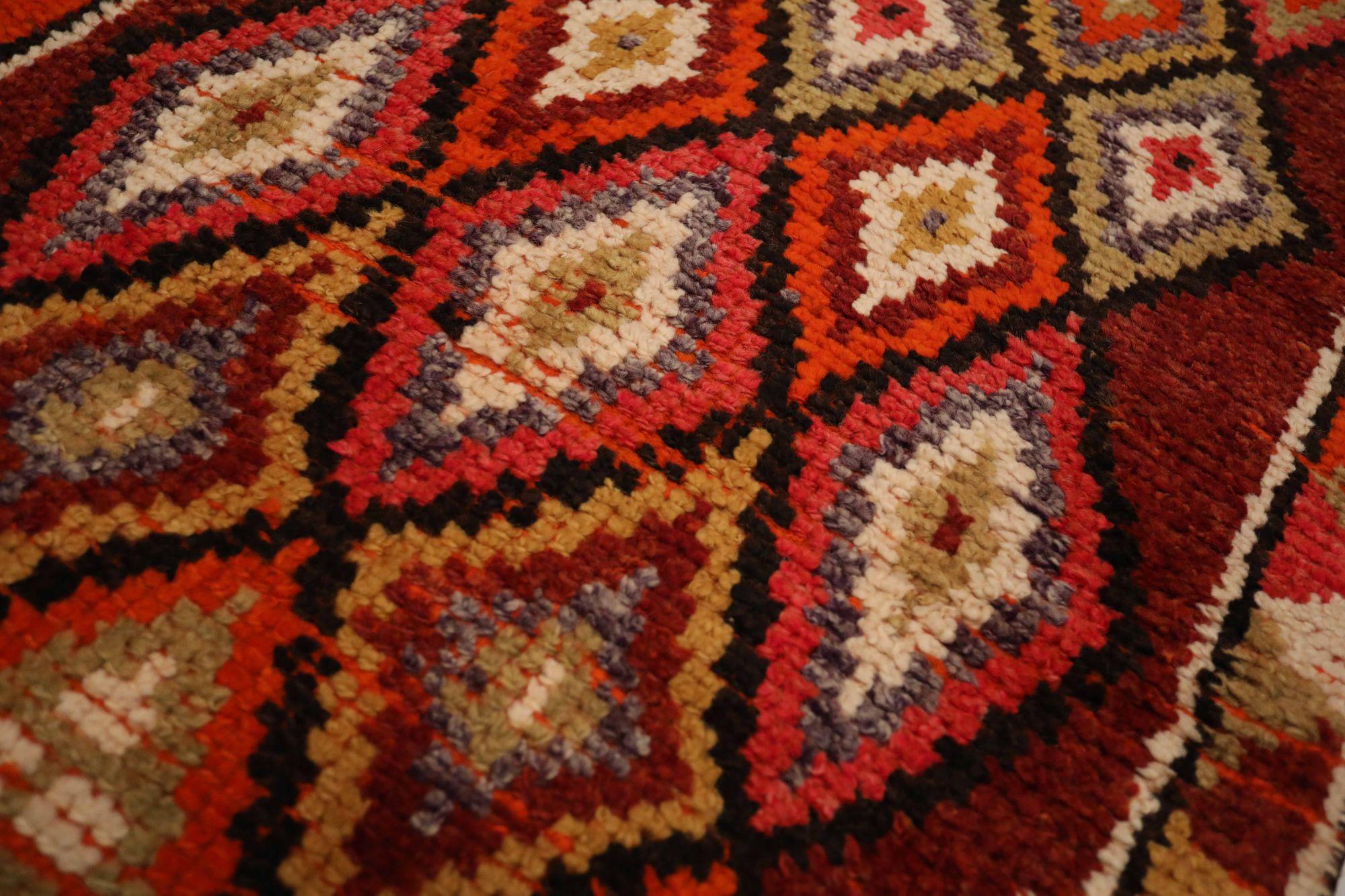 Afghanistan Anatoly-Läufer - Wolle Orange Rot Design - 93475 (Stammeskunst) im Angebot