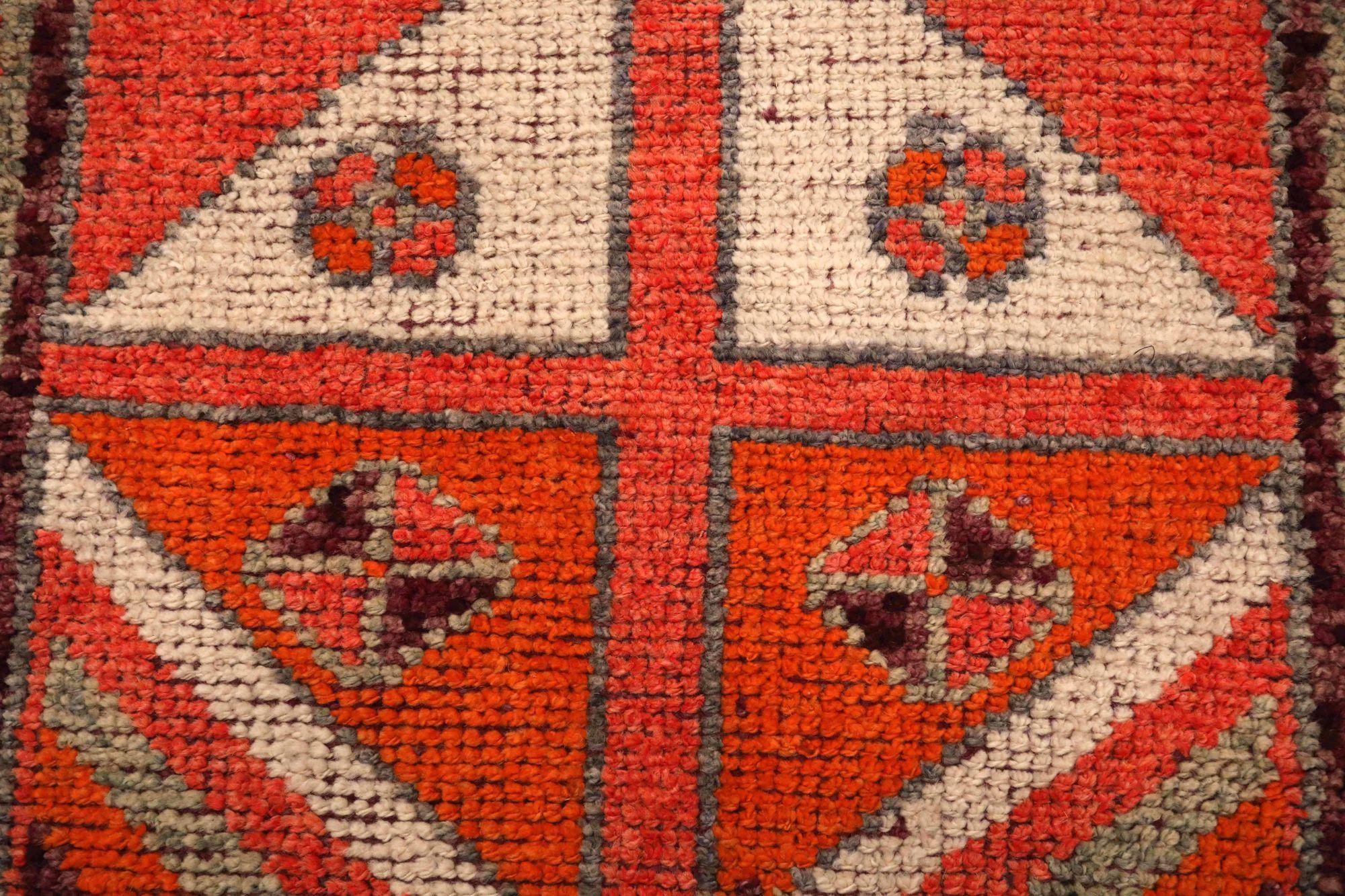 Afghanistan Anatoly-Läufer - Wolle Rot Design - 93537 (Stammeskunst) im Angebot