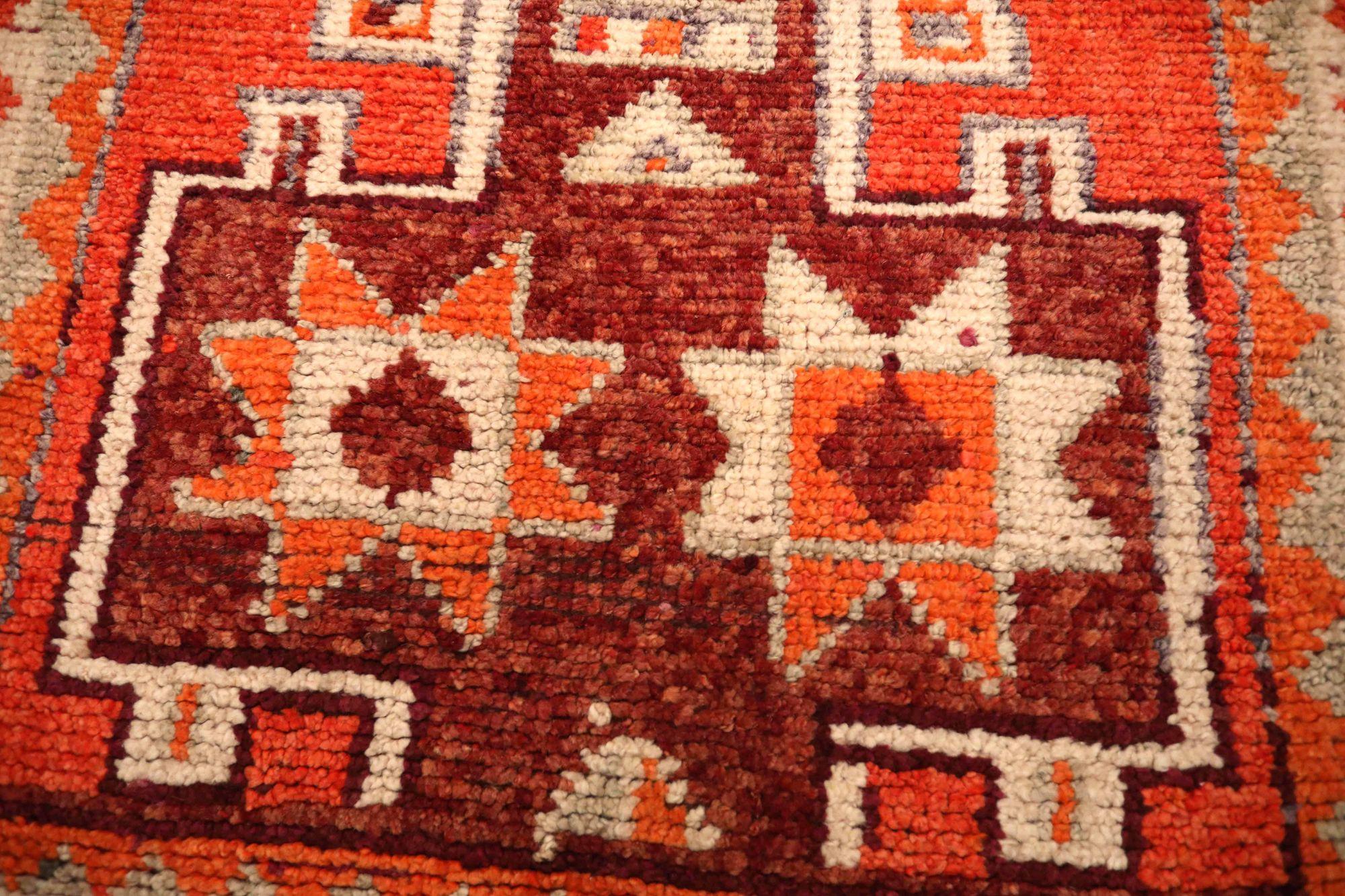 Tribale Tappeto Afghanistan Anatoly Runner - Design rosso lana - 93539 in vendita