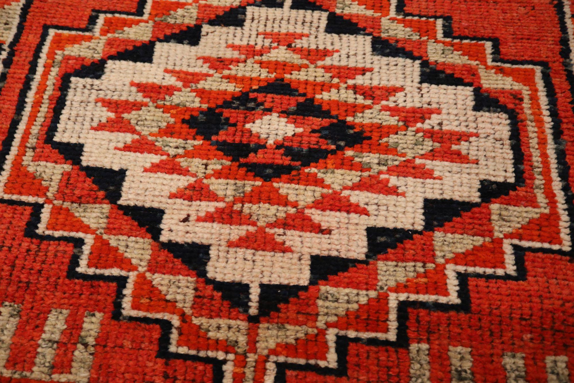 Afghanistan Anatoly-Läufer - Wolle Rot Design - 93541 (Stammeskunst) im Angebot