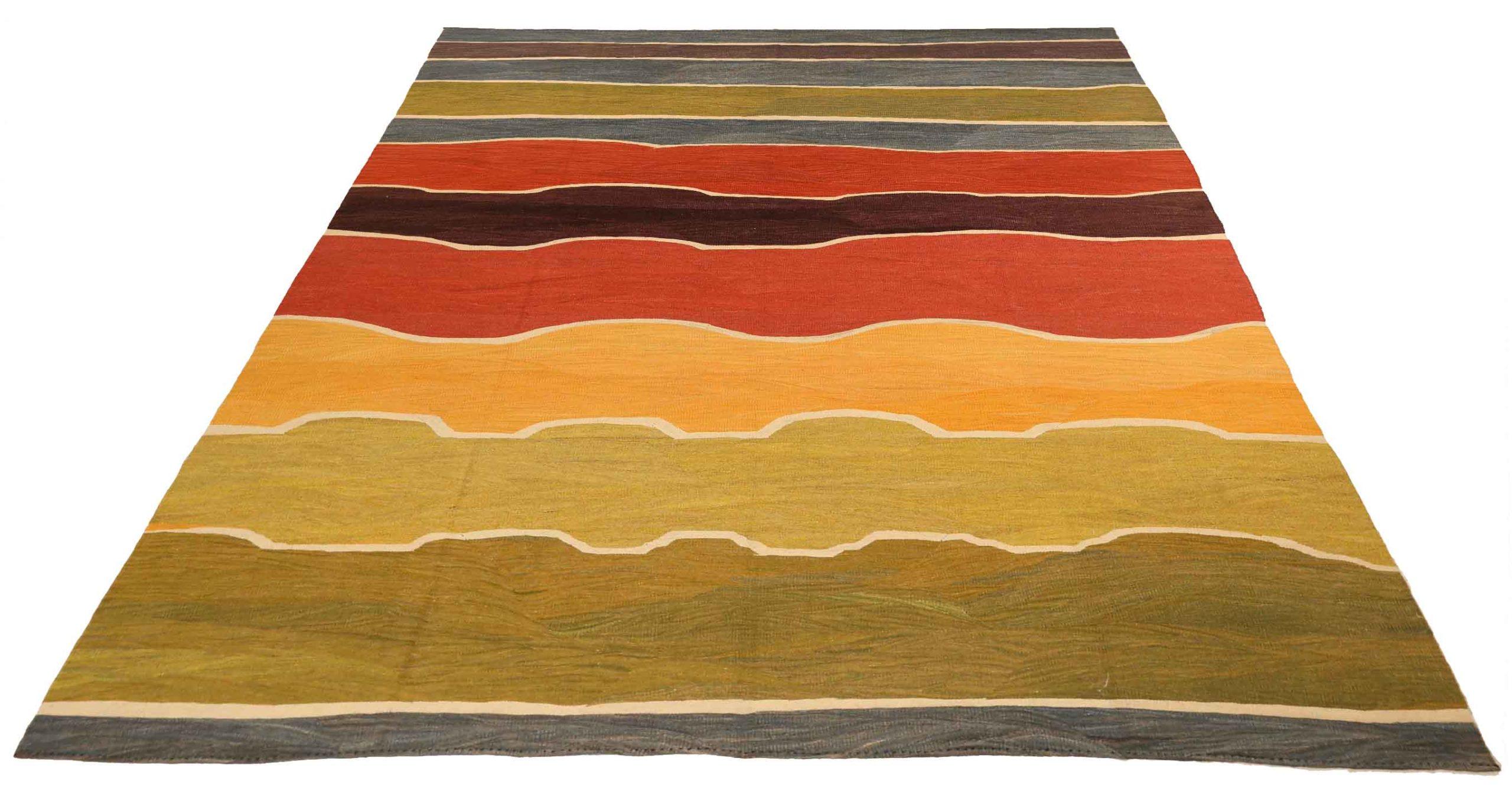 Entdecken Sie die Eleganz von Afghanistan Flat Weave mit Area Rugs. Dieses exklusive Design, das mit viel Liebe zum Detail entworfen wurde, ist perfekt, um Ihren Raum zu verschönern.