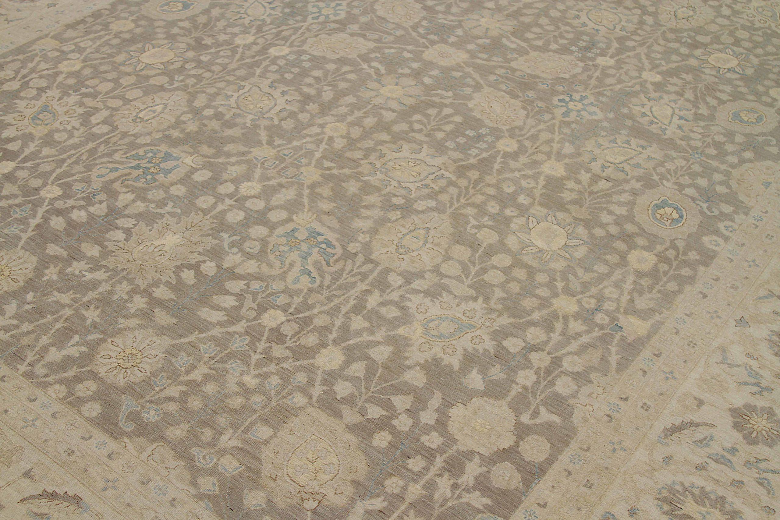 Afghanistan Haji Jalili Area Rugs CIRCA 1990 - Wolle Braun Elfenbein Design - 92414 (Afghanisch) im Angebot
