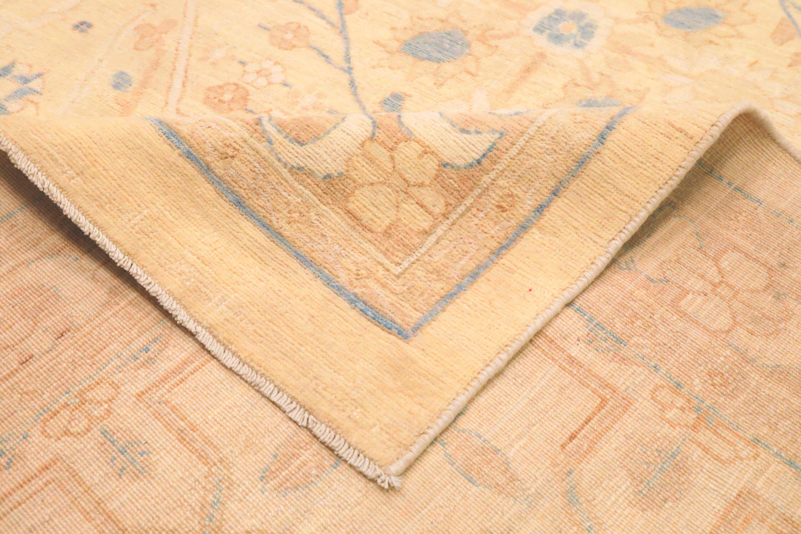 Afghanistan Haji Jalili-Teppiche - Wolle in elfenbeinfarbenem Design - 93890 (Afghanisch) im Angebot