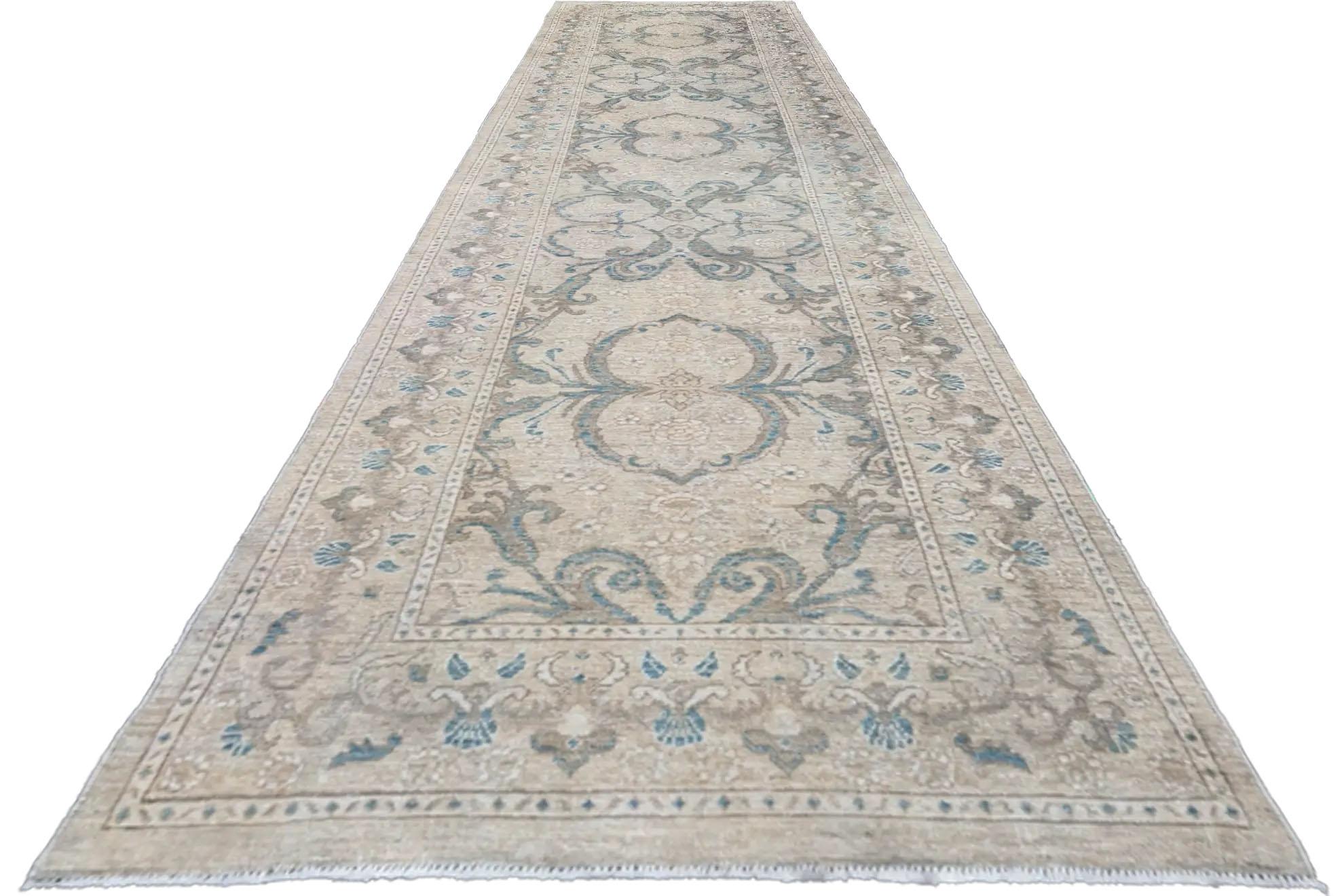 Afghanistan Tapis de course ivoire - Tabriz Design (38 x 140) Bon état - En vente à Dallas, TX