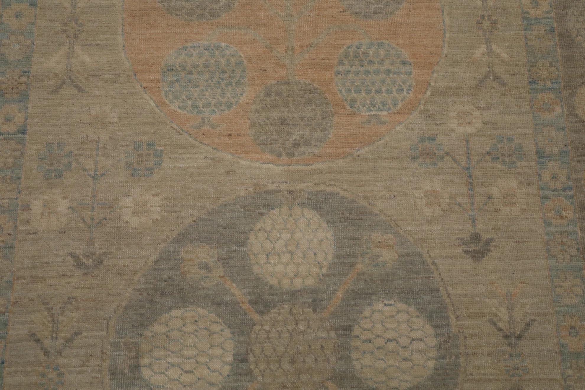 Afghanistan Khotan Over Size Teppich - Wolle Blau Elfenbein Taupe - 99667 (Afghanisch) im Angebot
