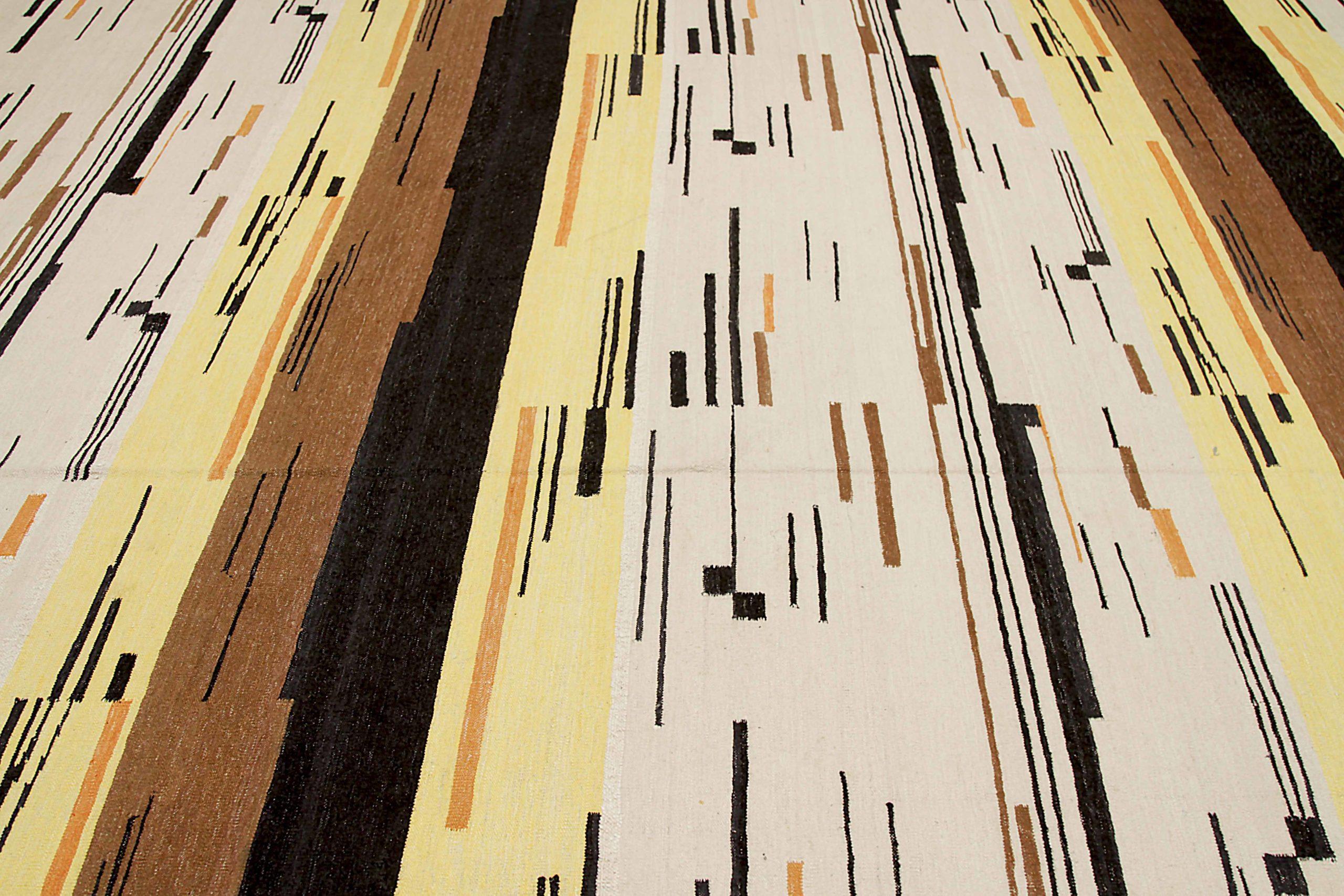 Afghanistan Kilim Area Rugs Circa 1990 - Wolle Schwarz Elfenbein Orange Gelb - 92092 (Stammeskunst) im Angebot