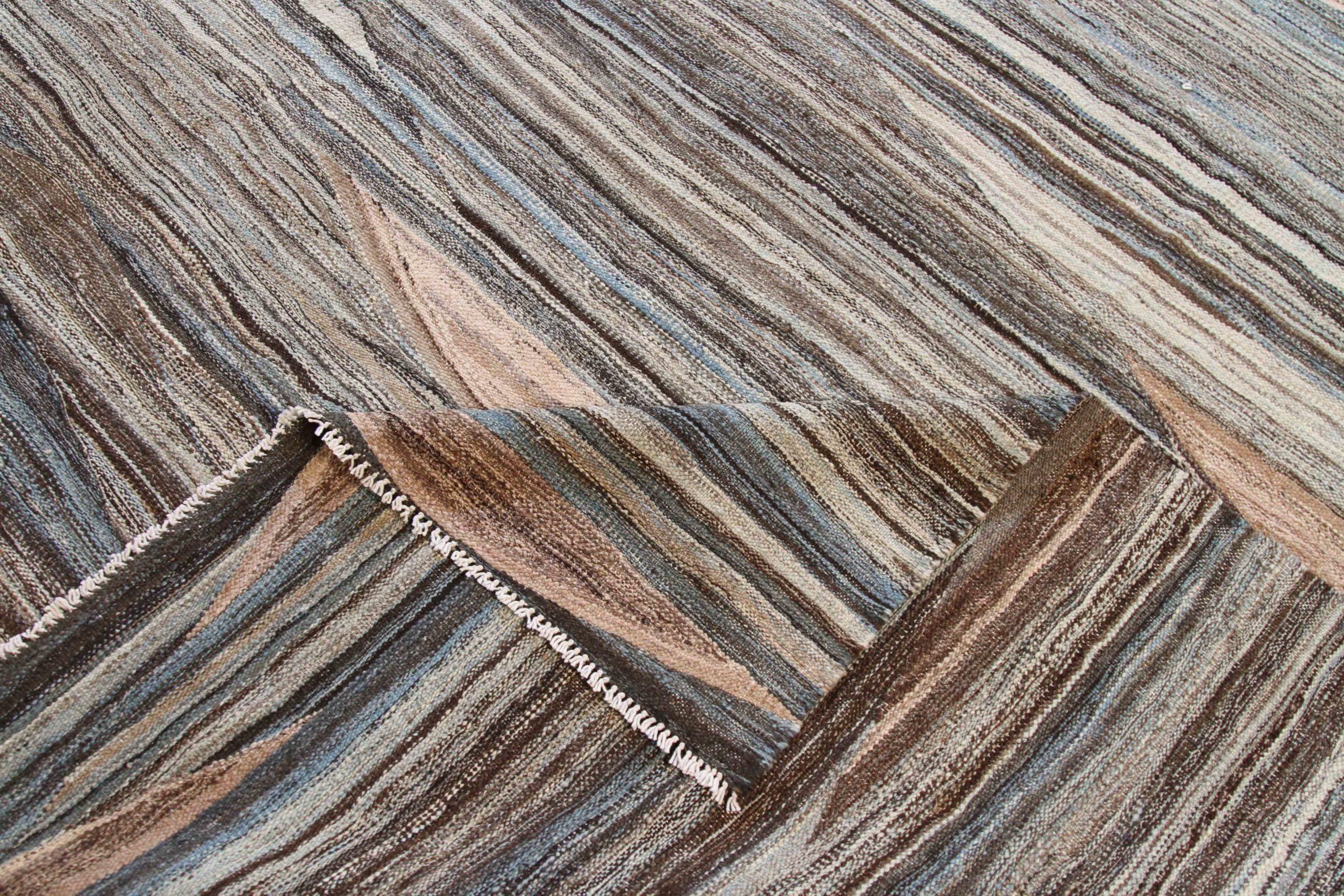 20th Century Afghanistan Kilim Area Rugs Circa 1990 - Wool Blue Brown Ivory 70703 For Sale