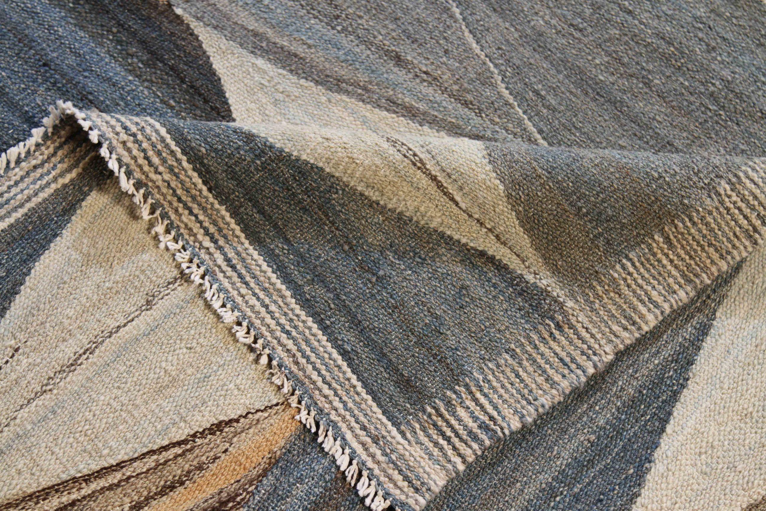 Afghanistan Kilim Area Rugs Circa 1990 - Wolle Blau Braun Elfenbein 70705 im Zustand „Hervorragend“ im Angebot in Dallas, TX