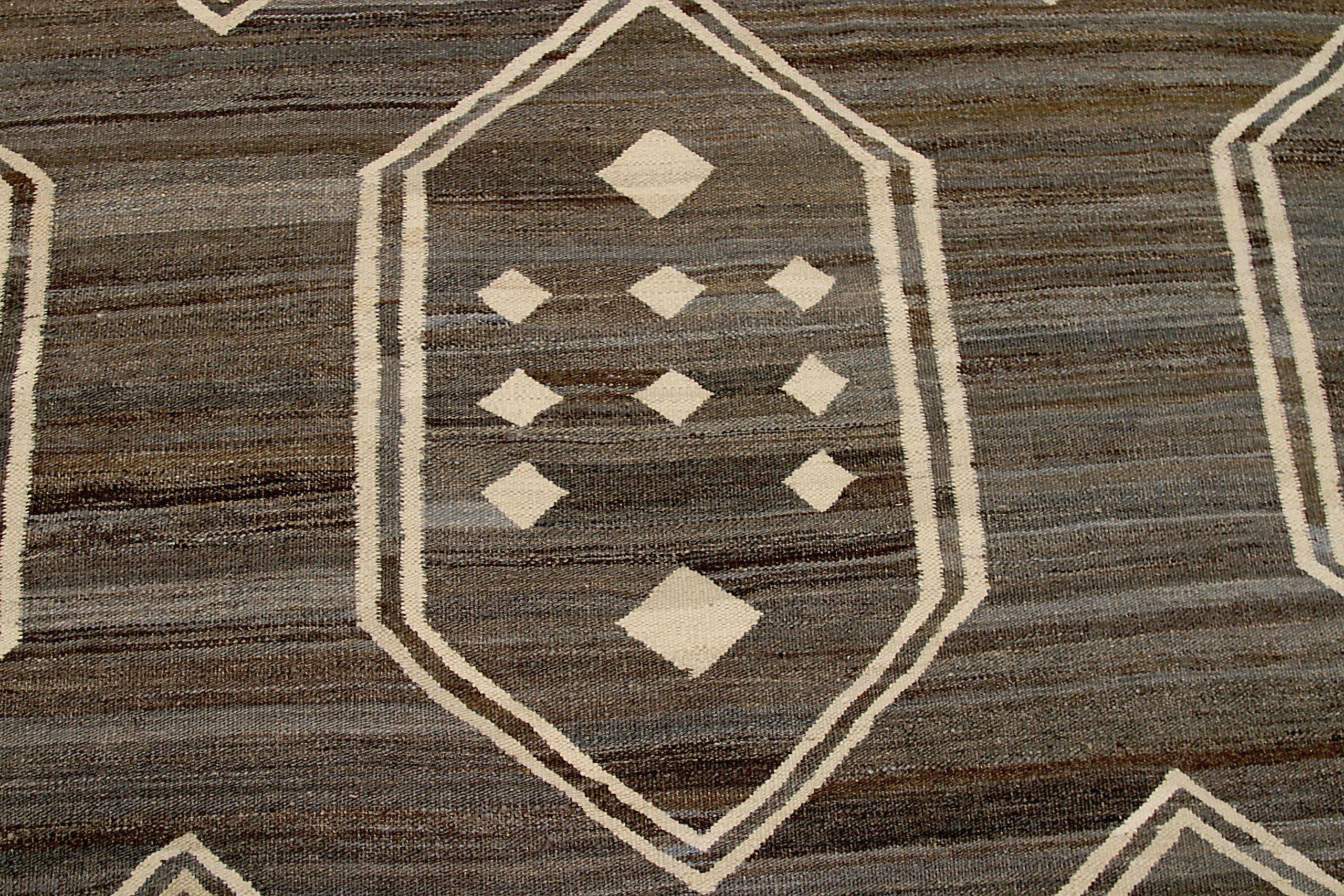 20th Century Afghanistan Kilim Area Rugs Circa 1990 - Wool Brown Ivory Design - 92090 For Sale