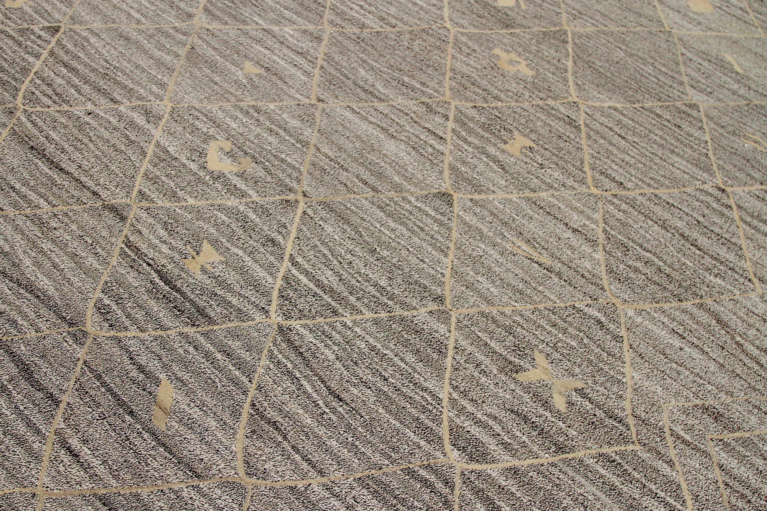 Tribale Afghanistan Kilim Area Rugs Circa 1990 - Lana Marrone Giallo Design - 92111 in vendita