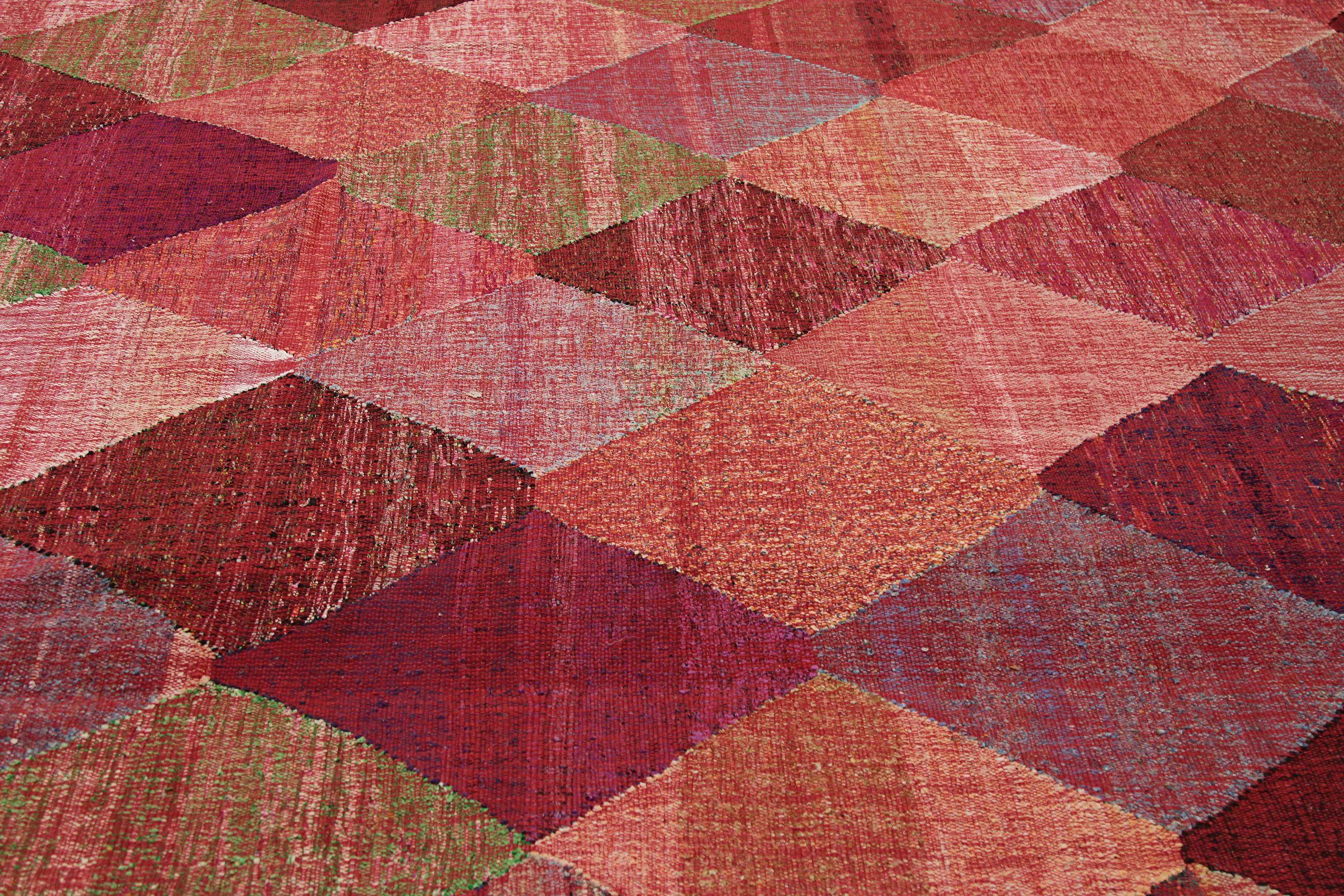 Tapis Kilim d'Afghanistan vers 1990 - Laine verte rose rouge motif rouge - 90013 Excellent état - En vente à Dallas, TX