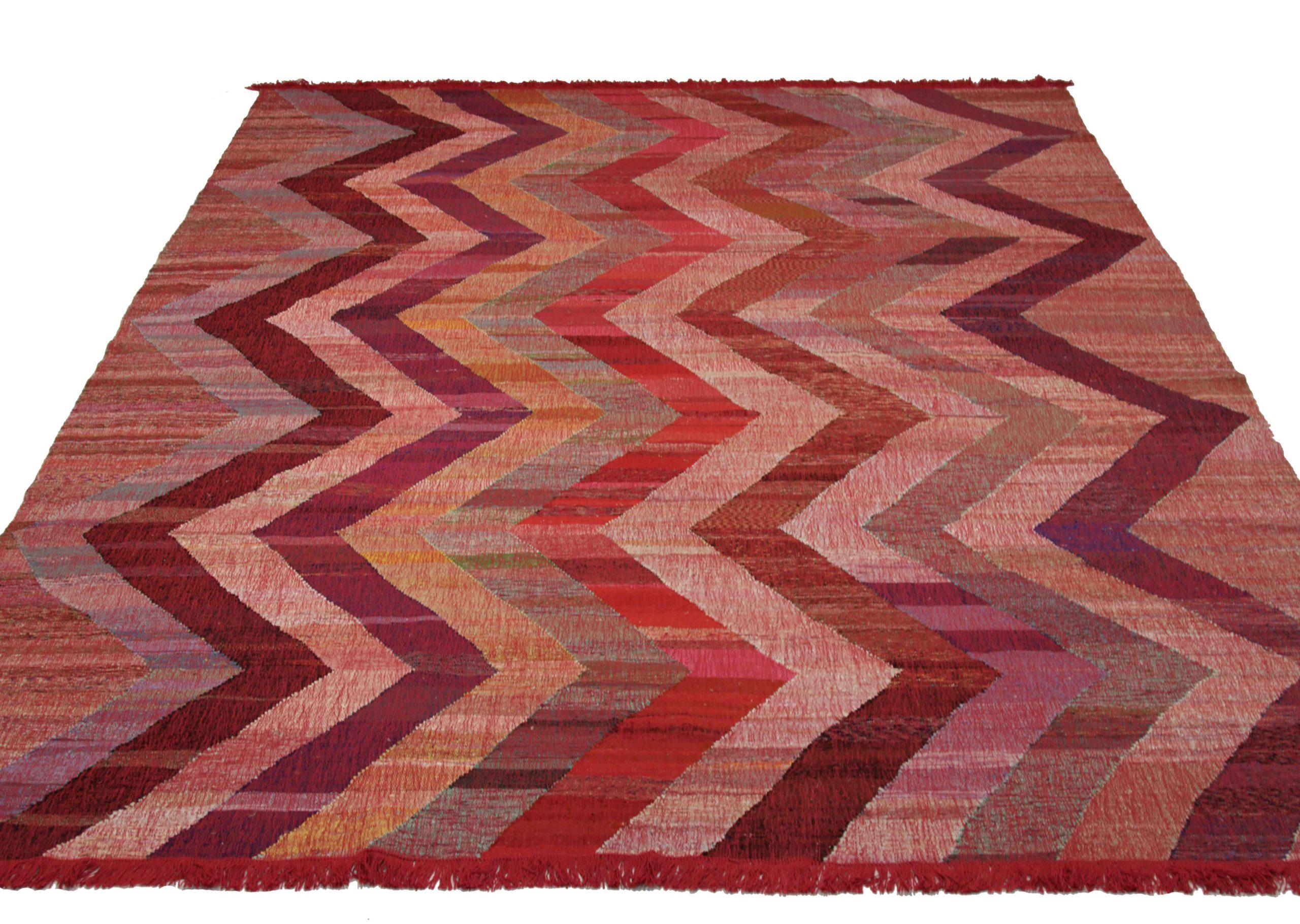 Discover the elegance of Afghanistan Kilim featuring Over Size Rug in Circa 1990. Designed with Wool and OrangePinkRed, this exclusive design is perfect for enhancing your space.