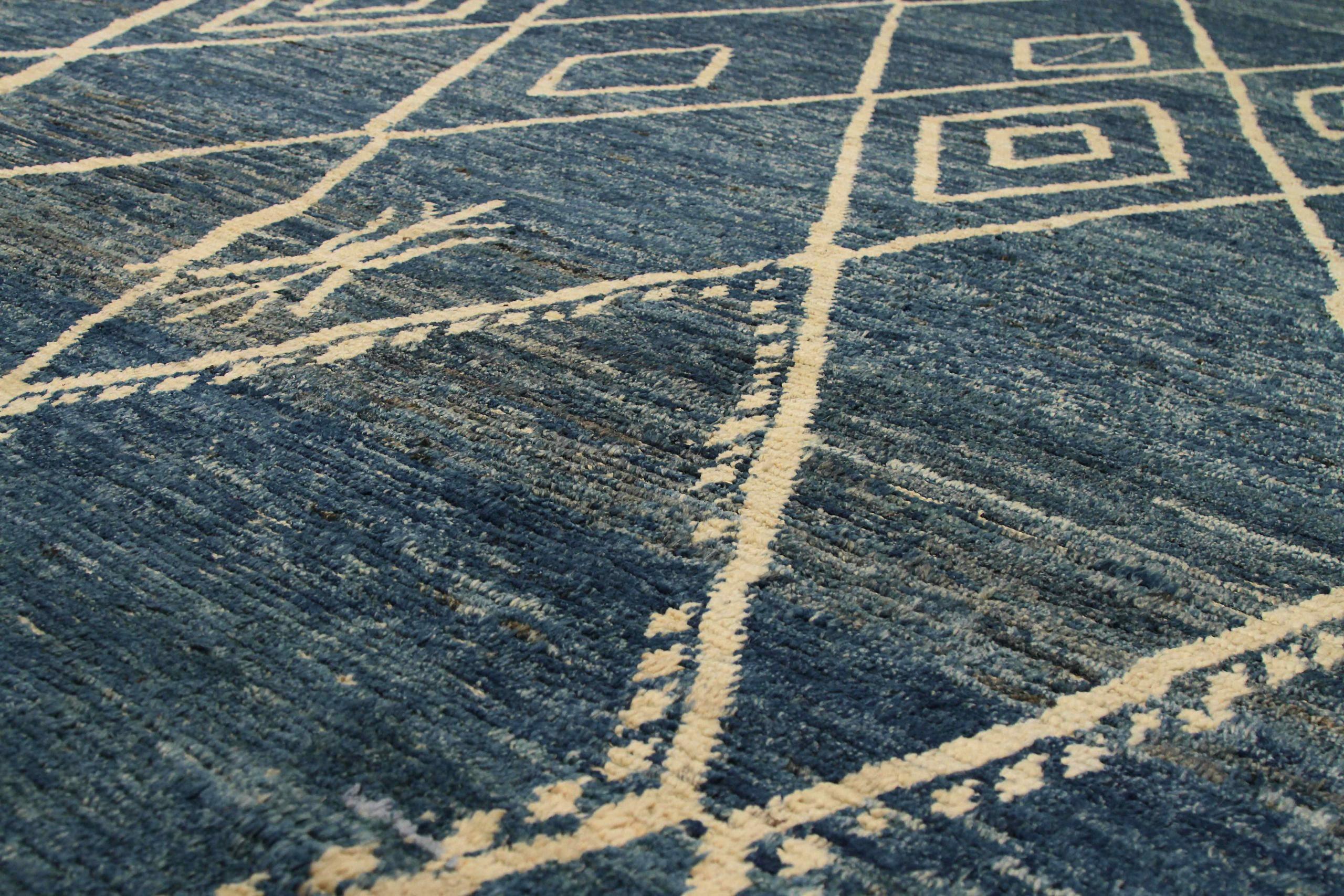 Tappeti marocchini Afghanistan Circa 1990 - Lana Blu Avorio Design - 90436 In condizioni ottime in vendita a Dallas, TX