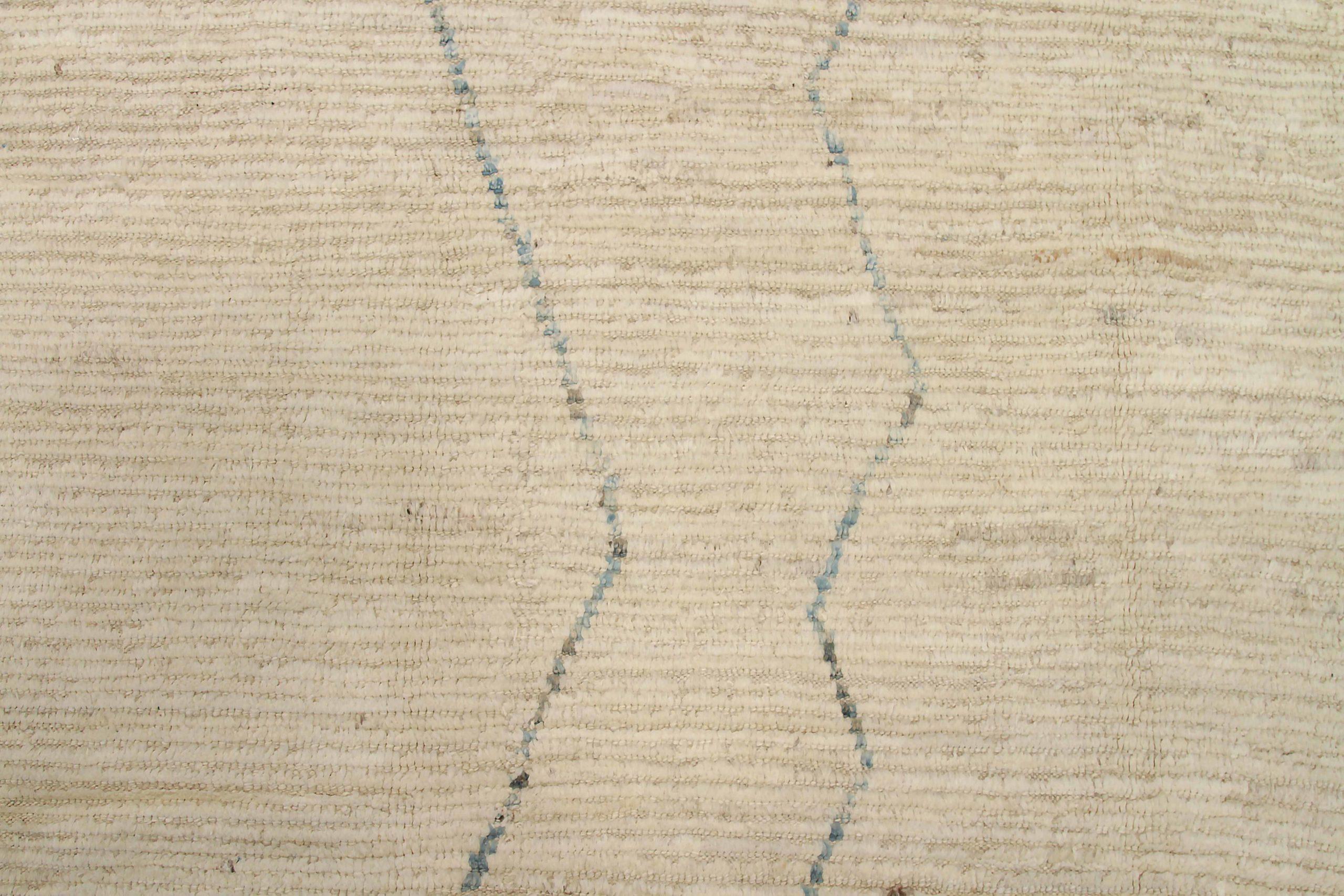 20ième siècle Tapis marocains d'Afghanistan datant d'environ 1990, motif en laine bleu ivoire - 92226 en vente