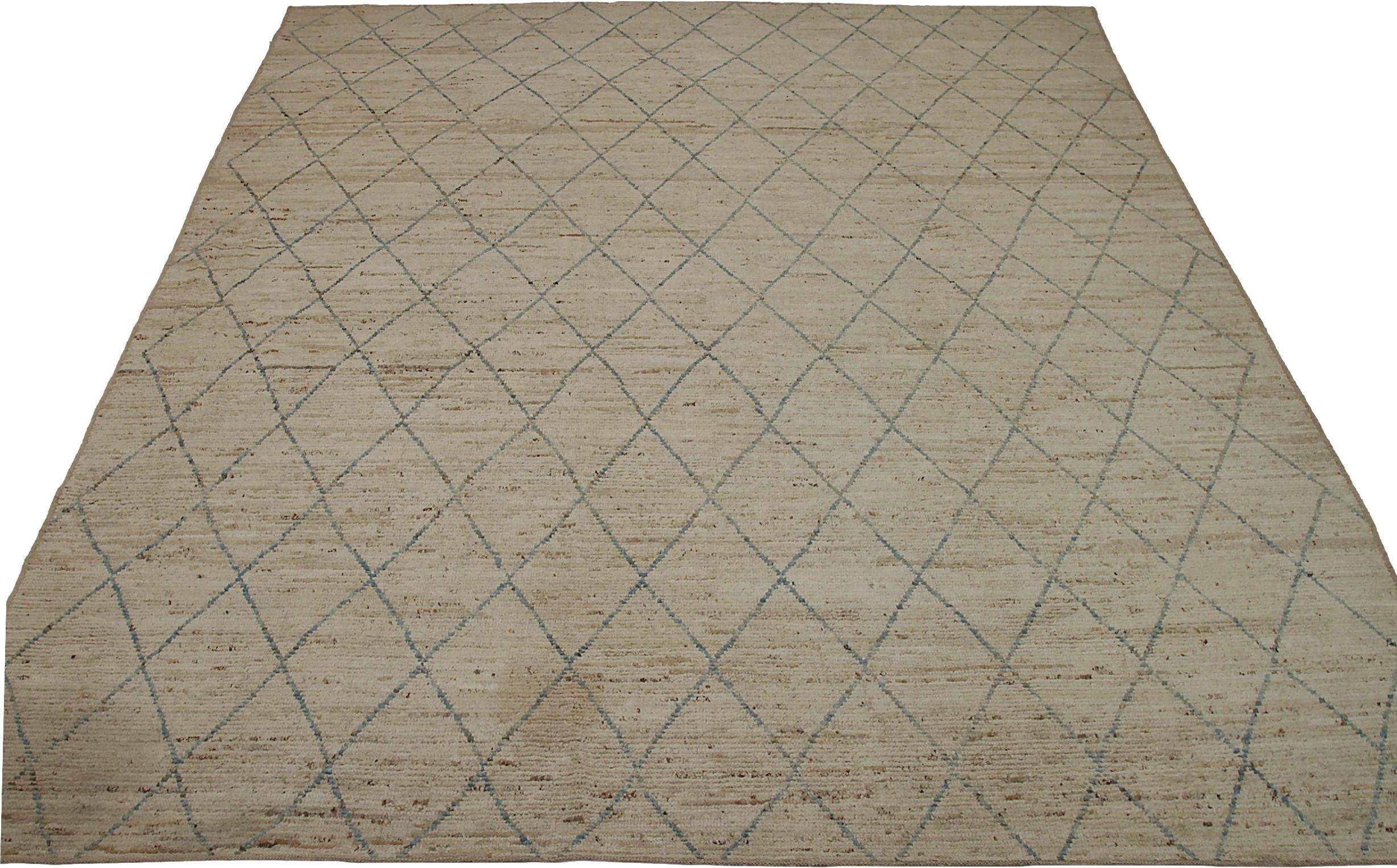 Entdecken Sie die Eleganz der marokkanischen Teppiche aus Afghanistan, die um 1990 entstanden sind. Dieses exklusive Design aus Wolle und BlueTaupe ist perfekt, um Ihren Raum zu verschönern.