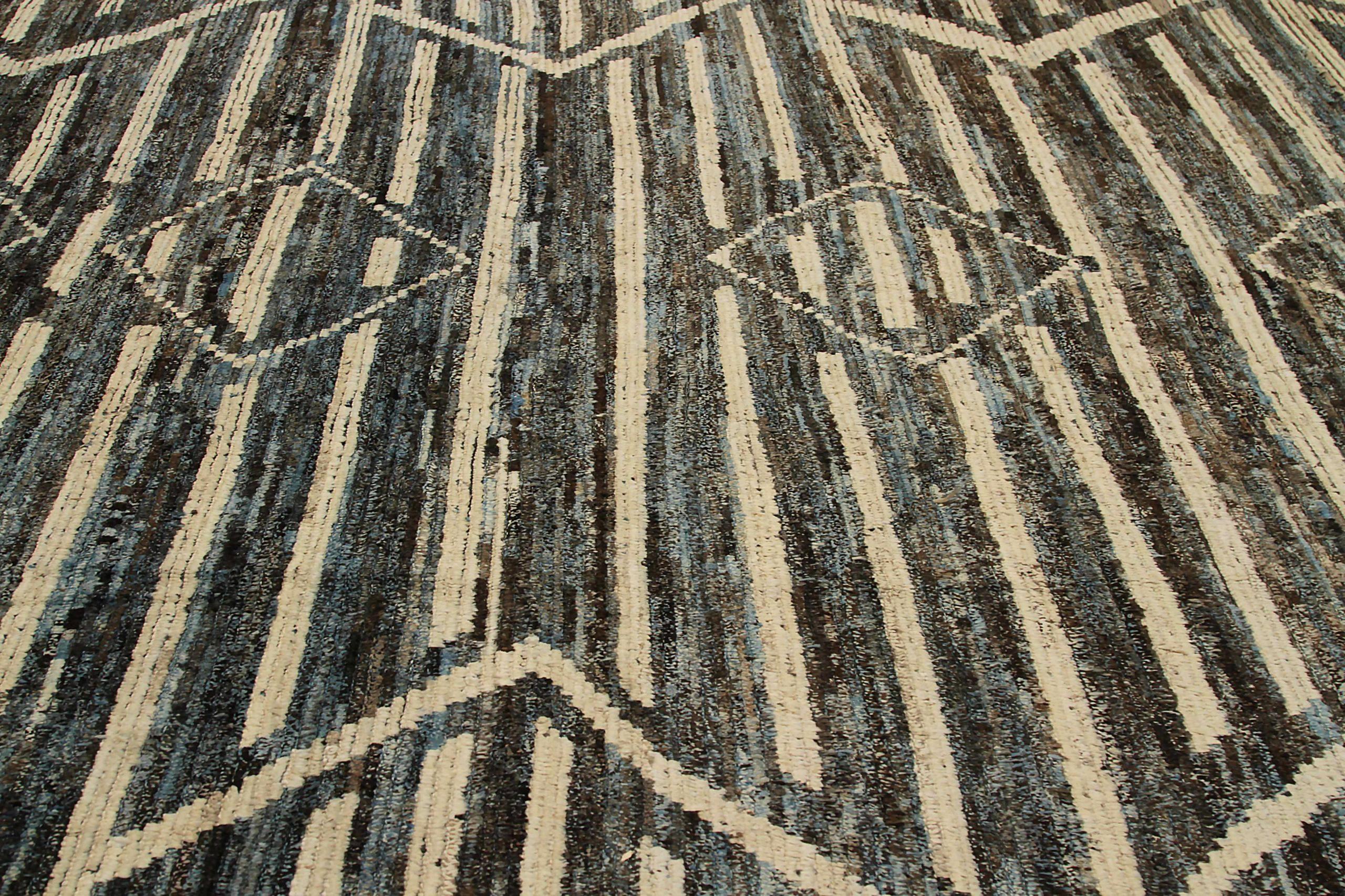 20th Century Afghanistan Moroccan Area Rugs Circa 1990 - Wool Brown Gray Ivory Design - 90495 For Sale