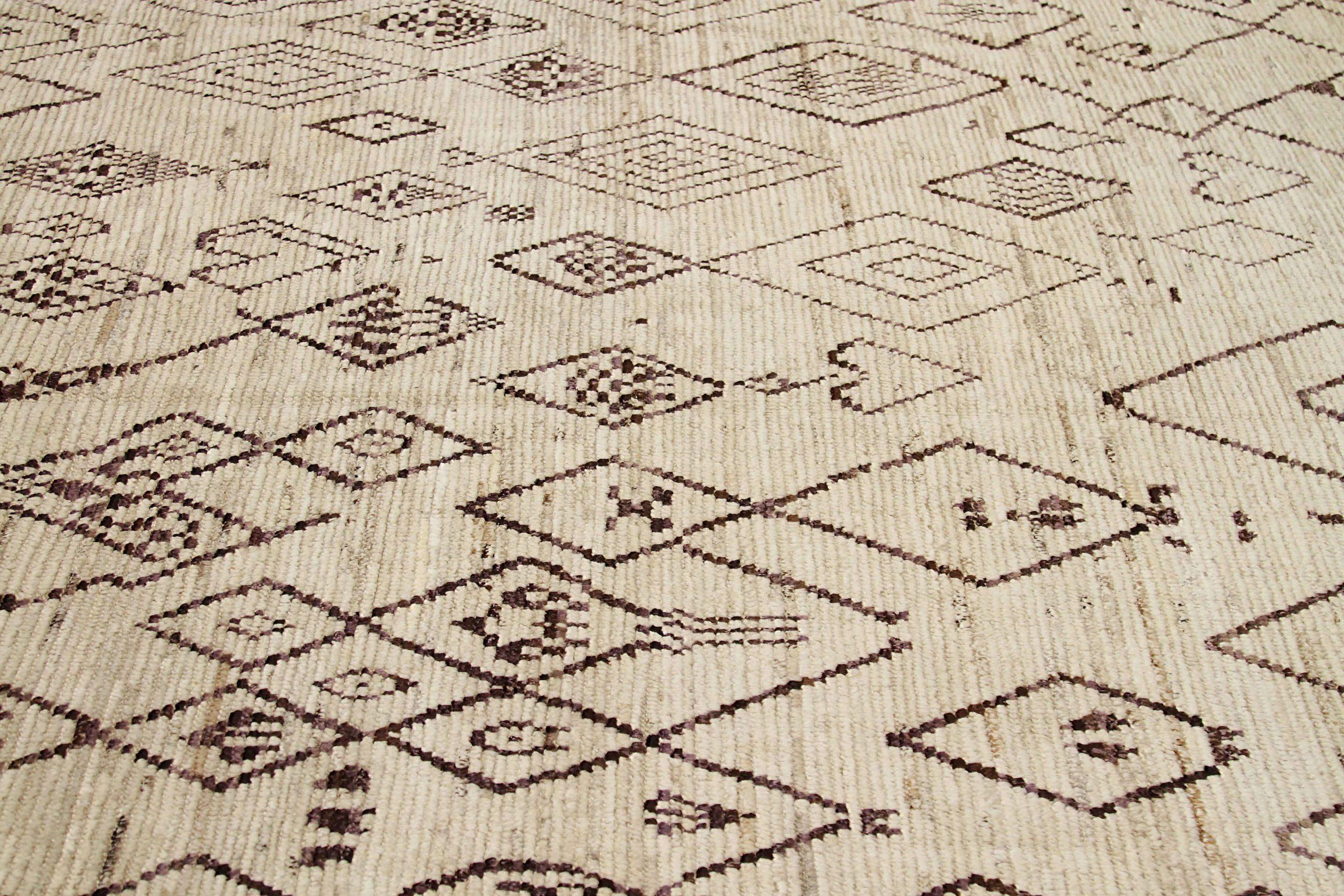 20th Century Afghanistan Moroccan Area Rugs Circa 1990 - Wool Brown Ivory Design - 90431 For Sale