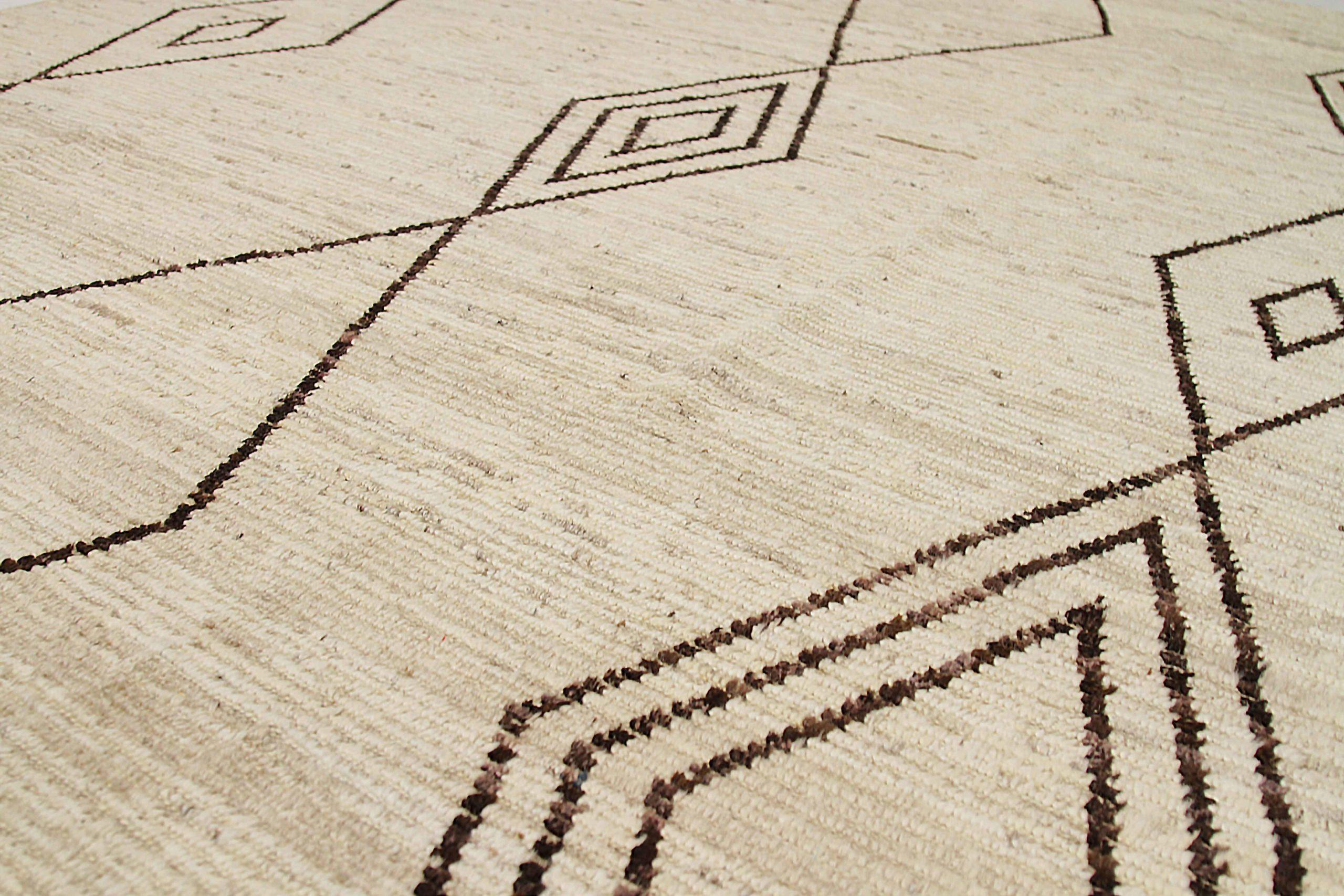 Afghanistan Marokkanische Teppiche Circa 1990 - Wolle Braun Elfenbein Design - 90432 (Afghanisch) im Angebot