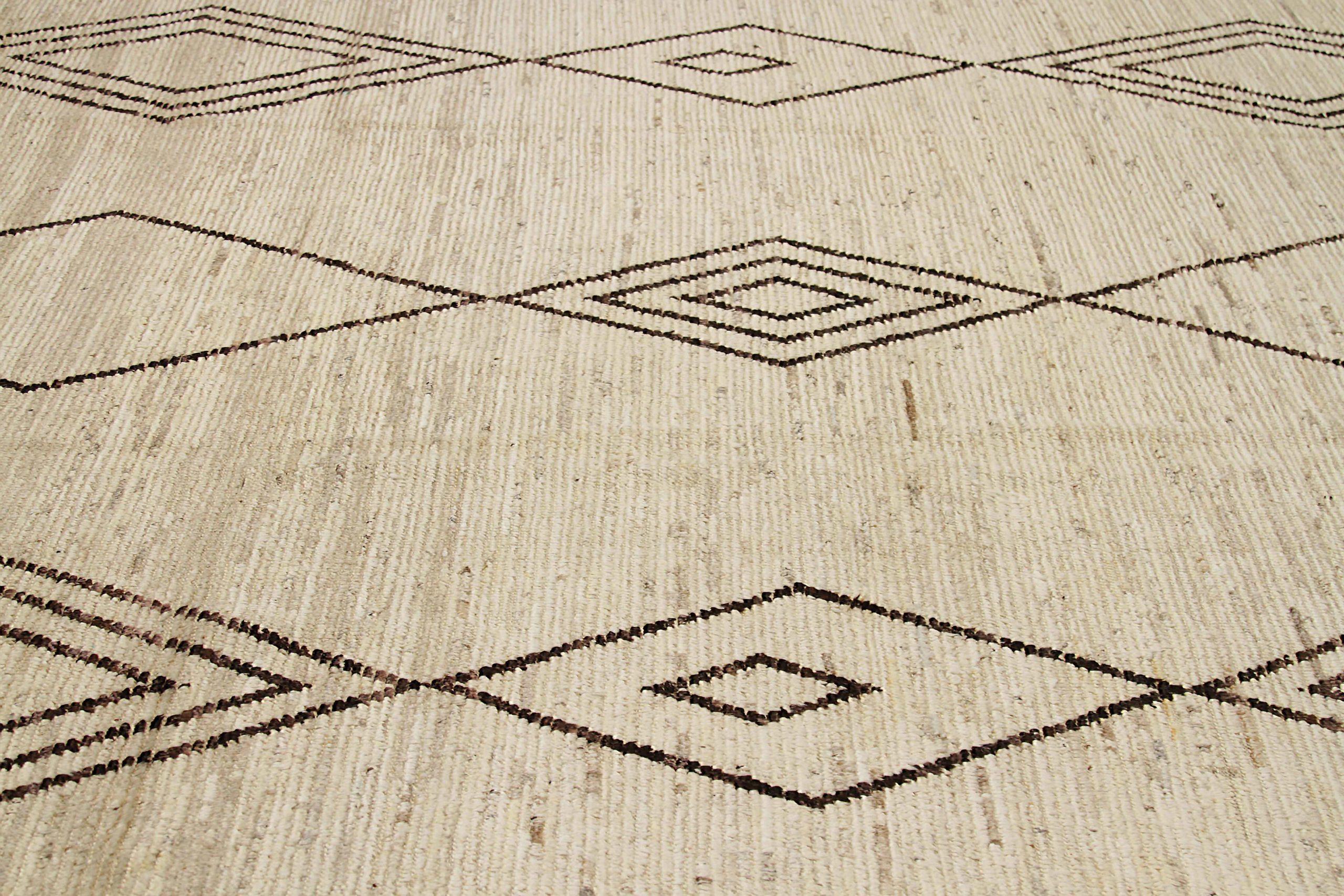 Afghanistan Marokkanische Teppiche Circa 1990 - Wolle Braun Elfenbein Design - 90432 im Zustand „Hervorragend“ im Angebot in Dallas, TX