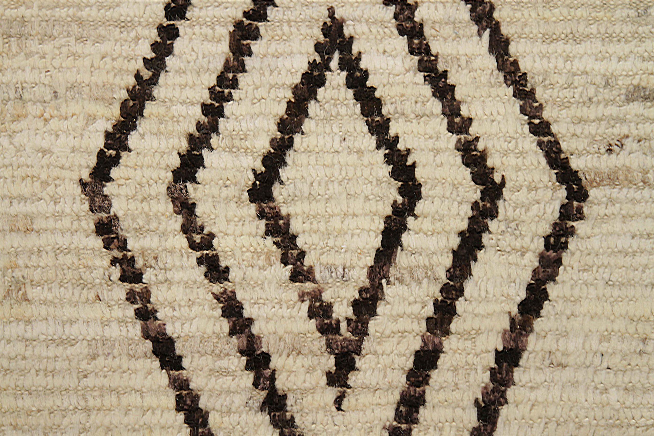 Afghanistan Marokkanische Teppiche Circa 1990 - Wolle Braun Elfenbein Design - 90432 (20. Jahrhundert) im Angebot